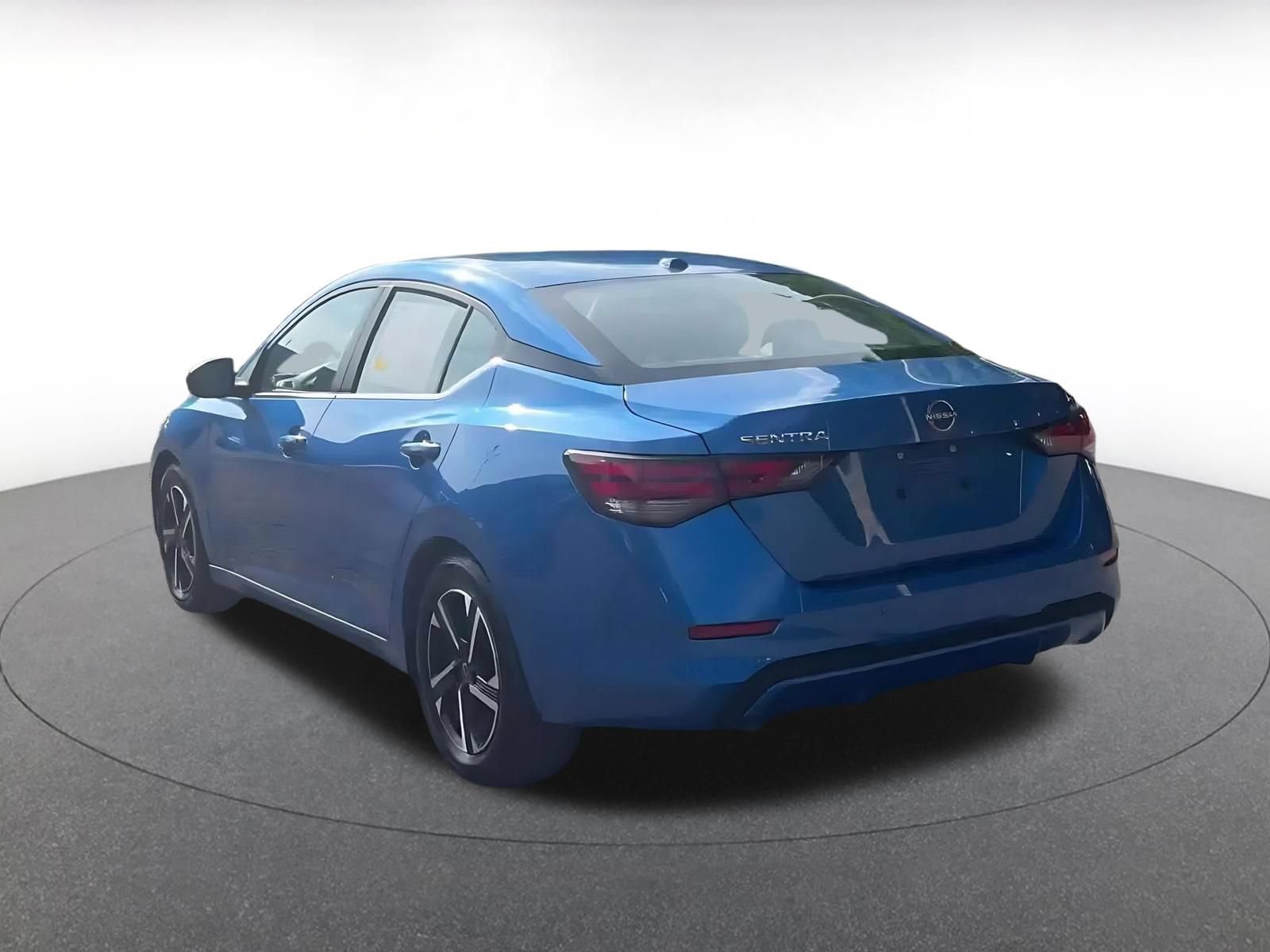 Thumbnail: 2025 Nissan Sentra - 11