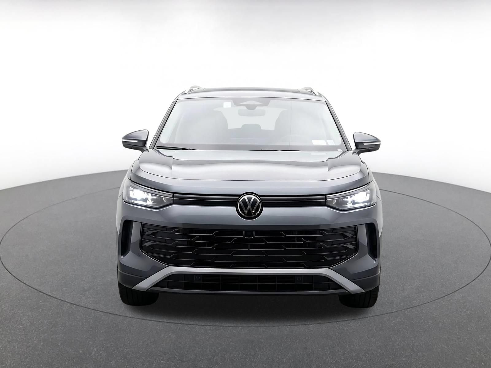 Thumbnail: 2026 Volkswagen Tiguan - 2