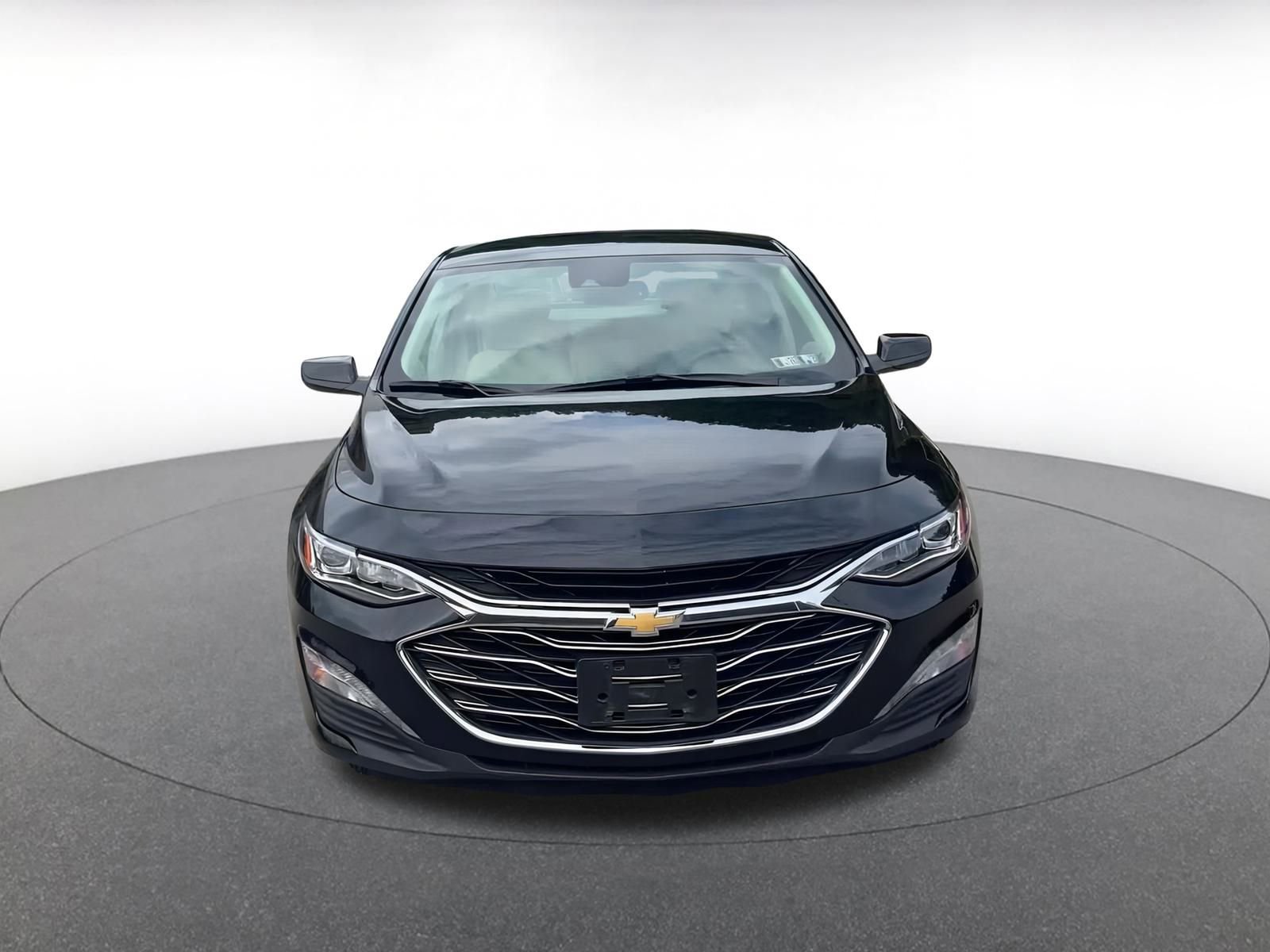 Thumbnail: 2024 Chevrolet Malibu - 4