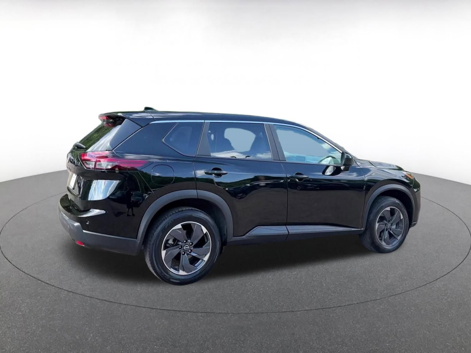 Thumbnail: 2025 Nissan Rogue - 15