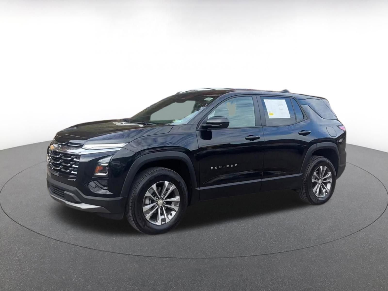 Thumbnail: 2025 Chevrolet Equinox - 8