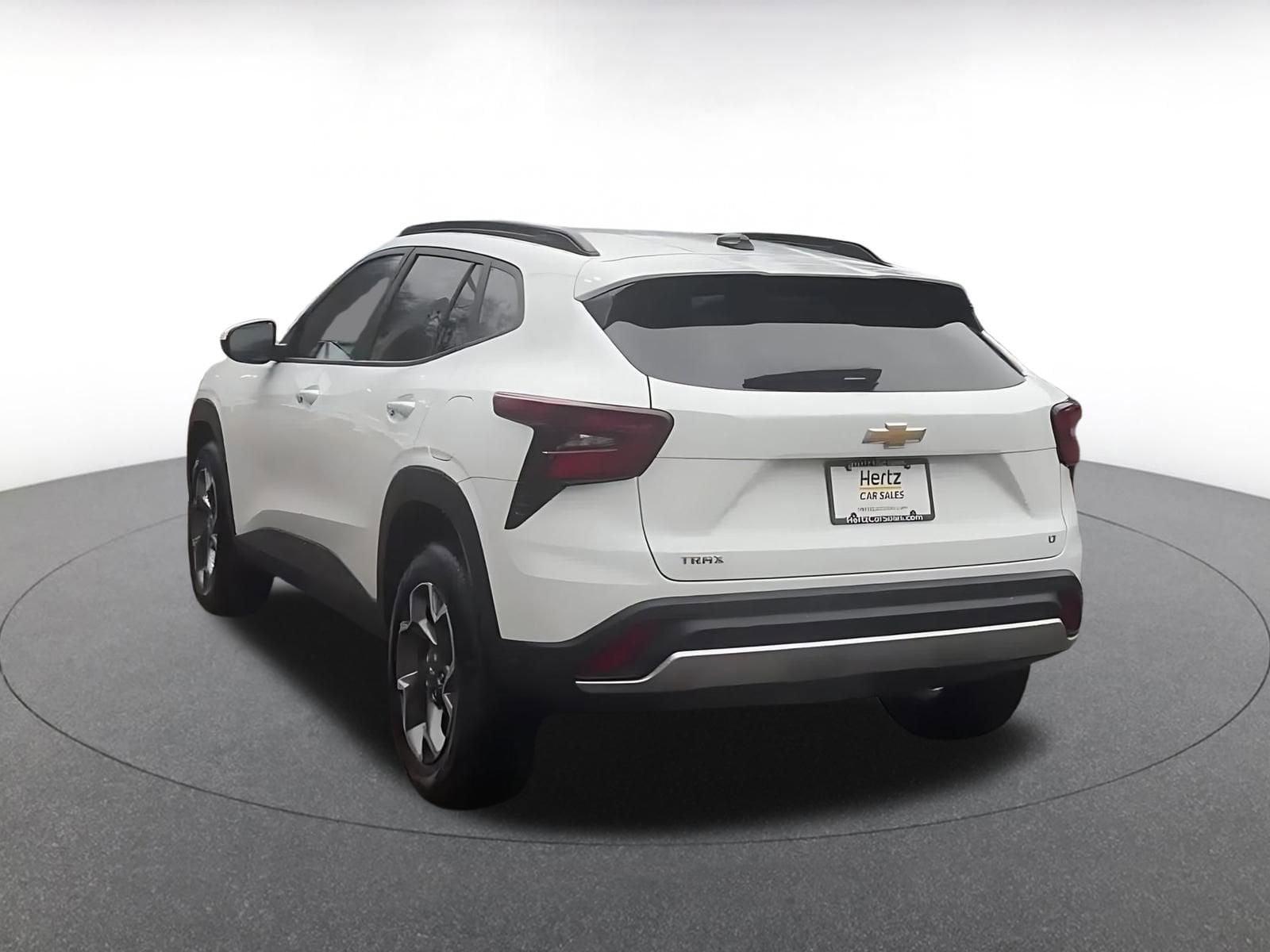 Thumbnail: 2025 Chevrolet Trax - 11