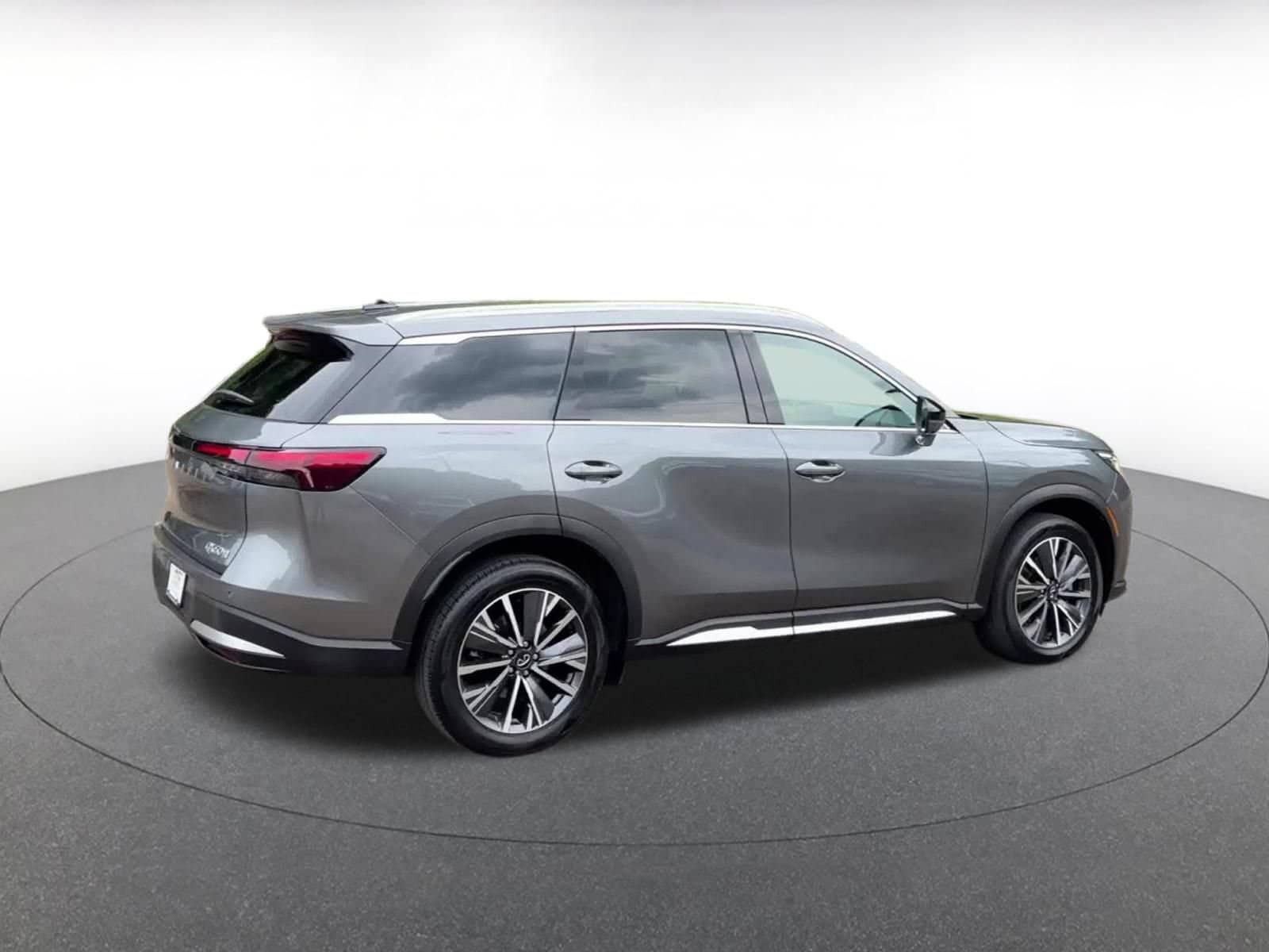 Thumbnail: 2026 INFINITI QX60 - 14