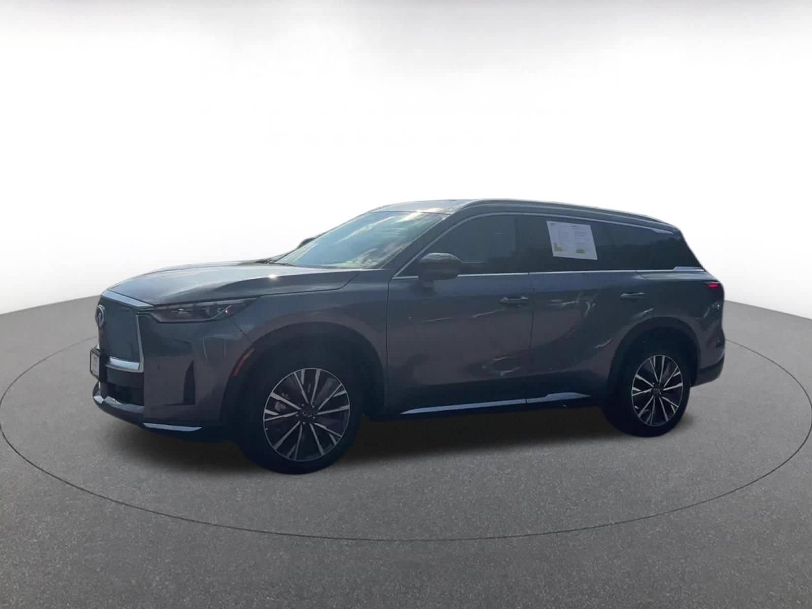 Thumbnail: 2026 INFINITI QX60 - 8