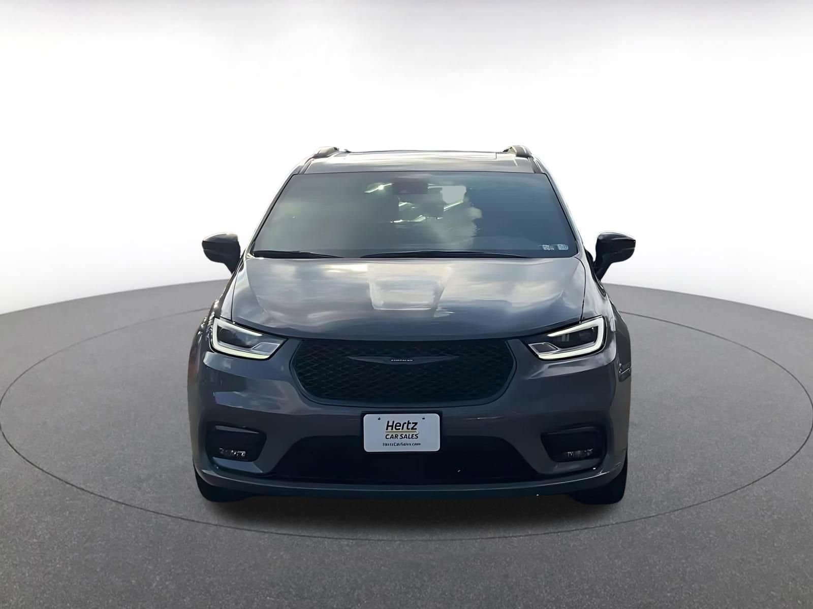 Thumbnail: 2025 Chrysler Pacifica - 4