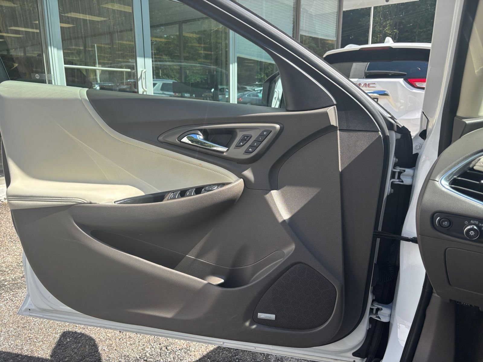 Thumbnail: 2024 Chevrolet Malibu - 20