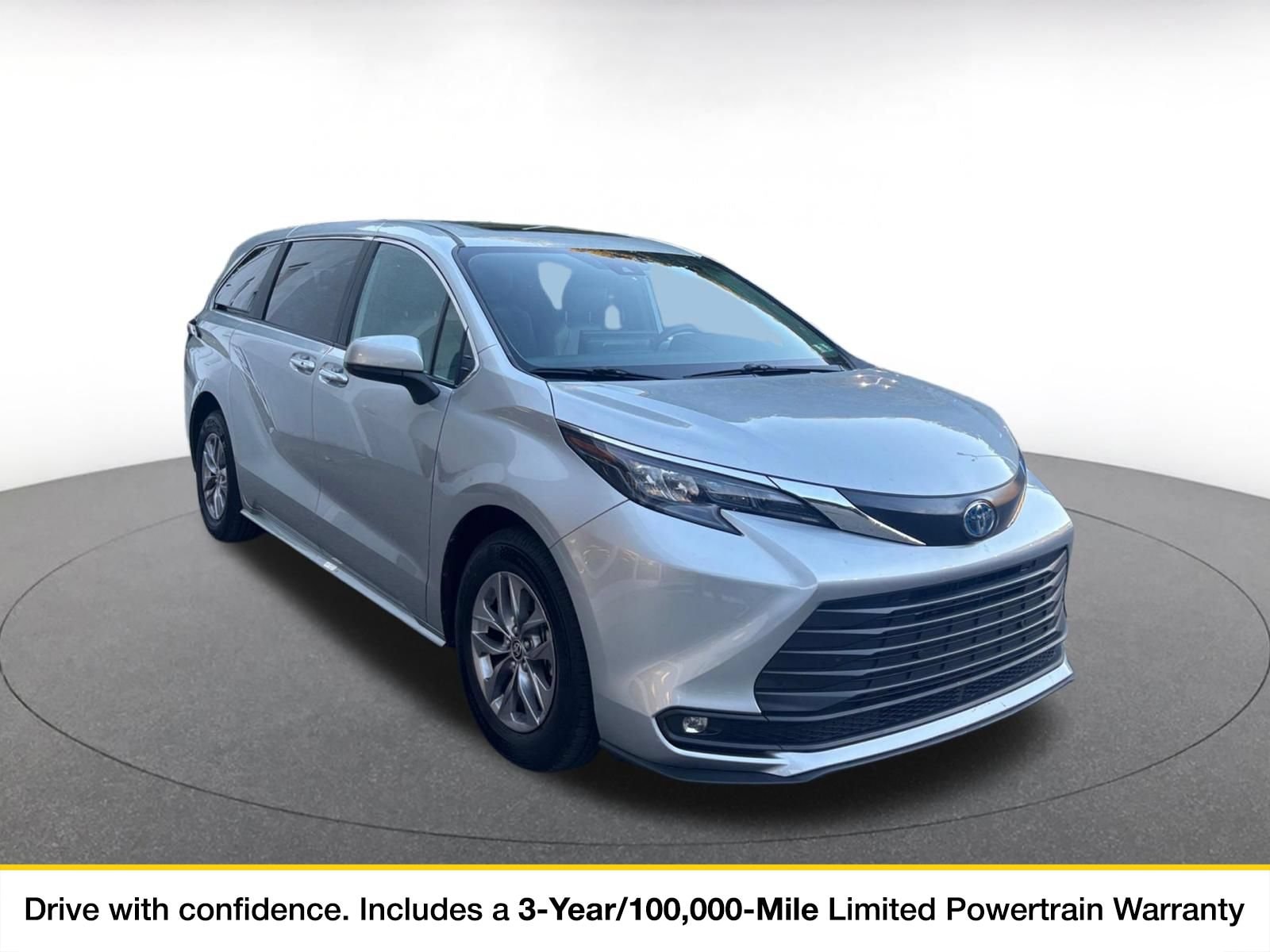 2025 Toyota Sienna XLE