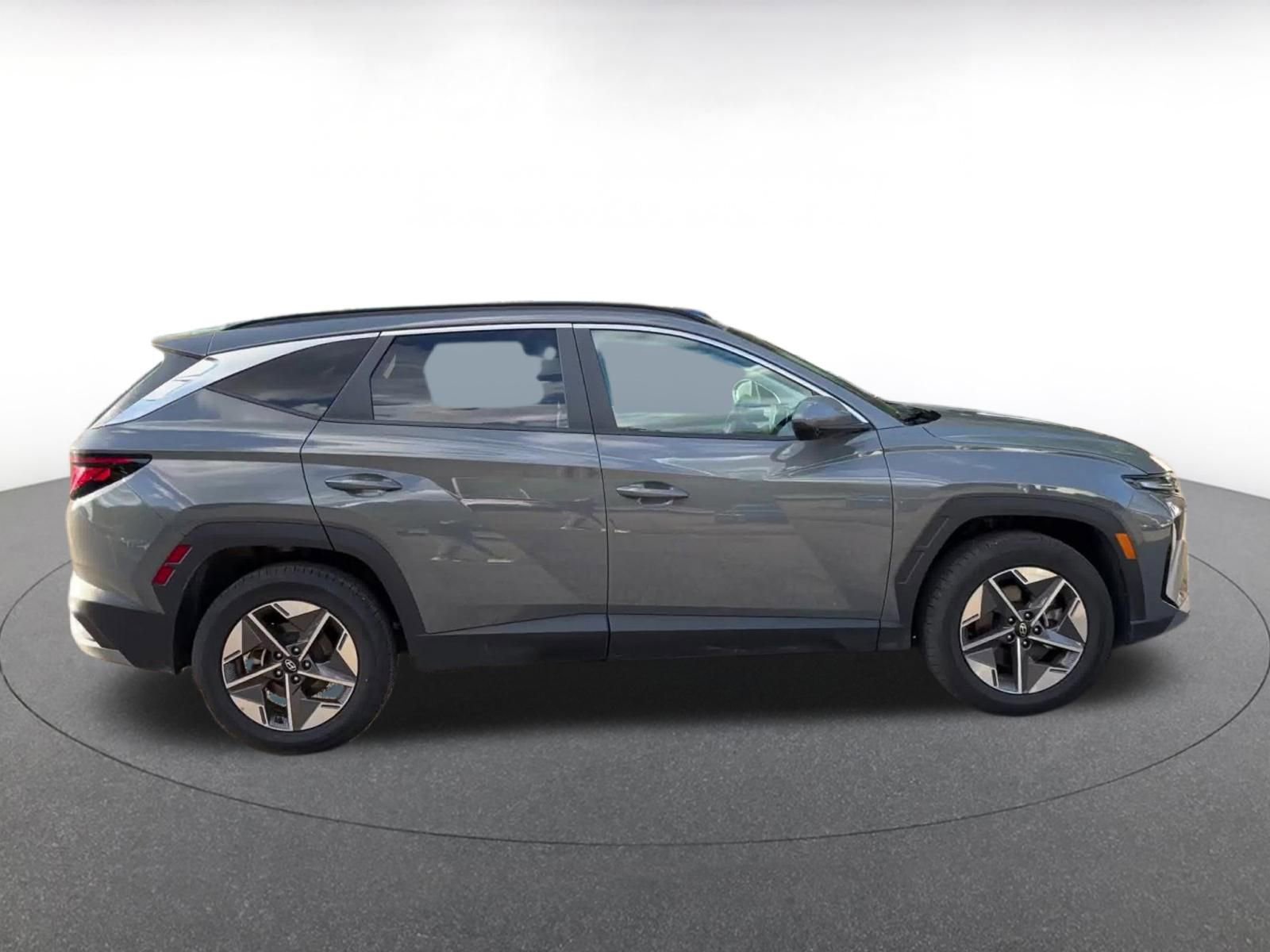 Thumbnail: 2025 Hyundai Tucson - 16