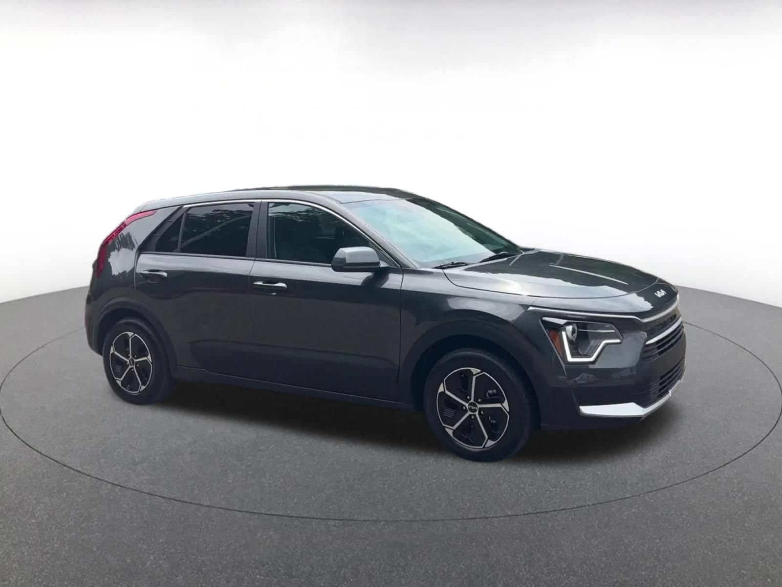 Thumbnail: 2026 Kia Niro - 2
