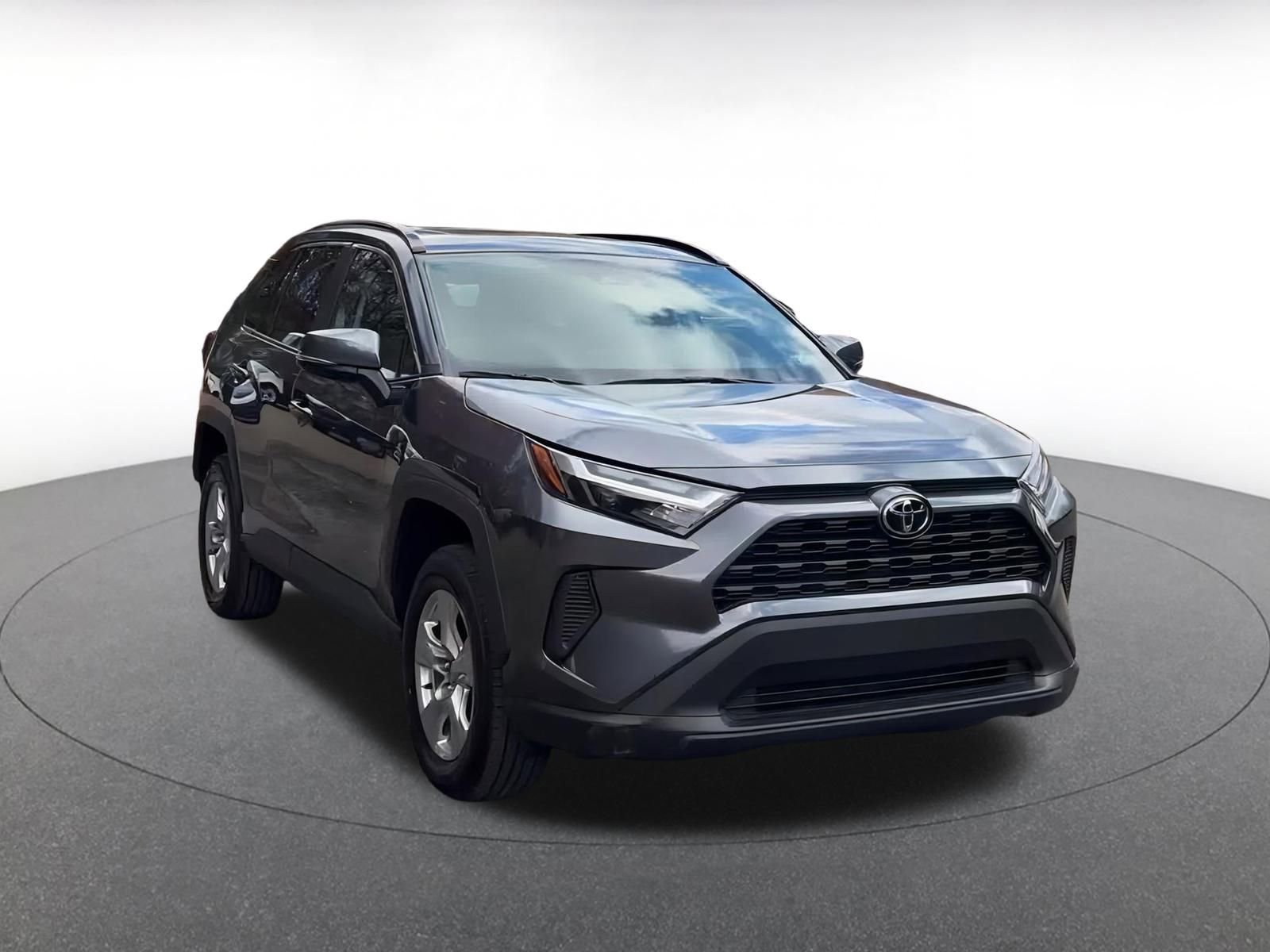 Thumbnail: 2025 Toyota RAV4 - 3