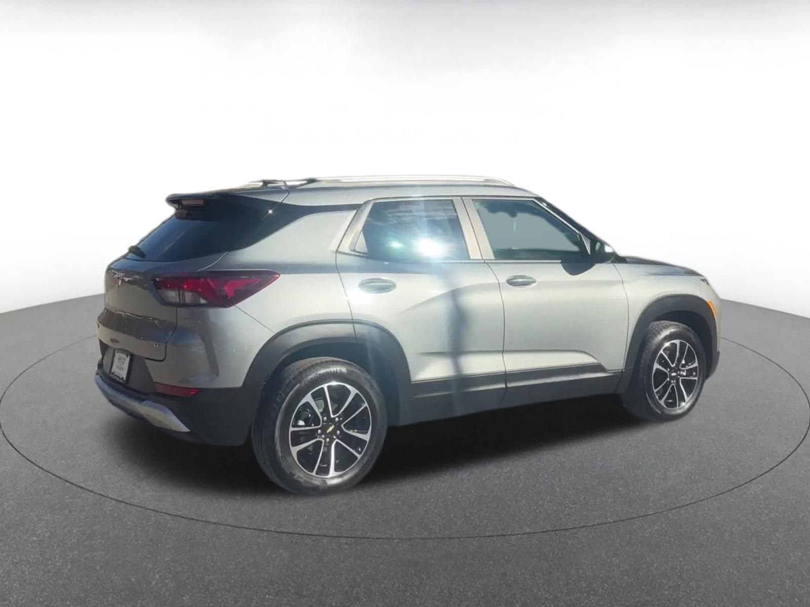 Thumbnail: 2025 Chevrolet TrailBlazer - 14