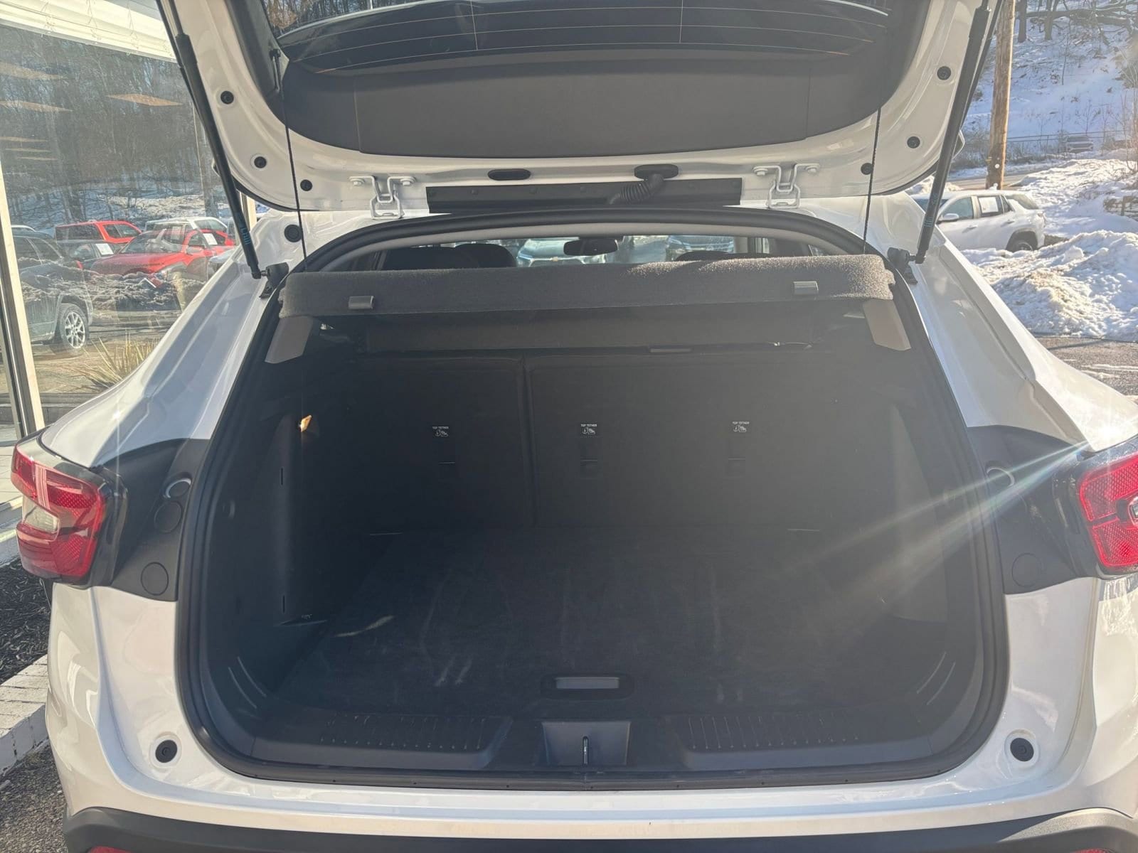 Thumbnail: 2025 Chevrolet Trax - 31