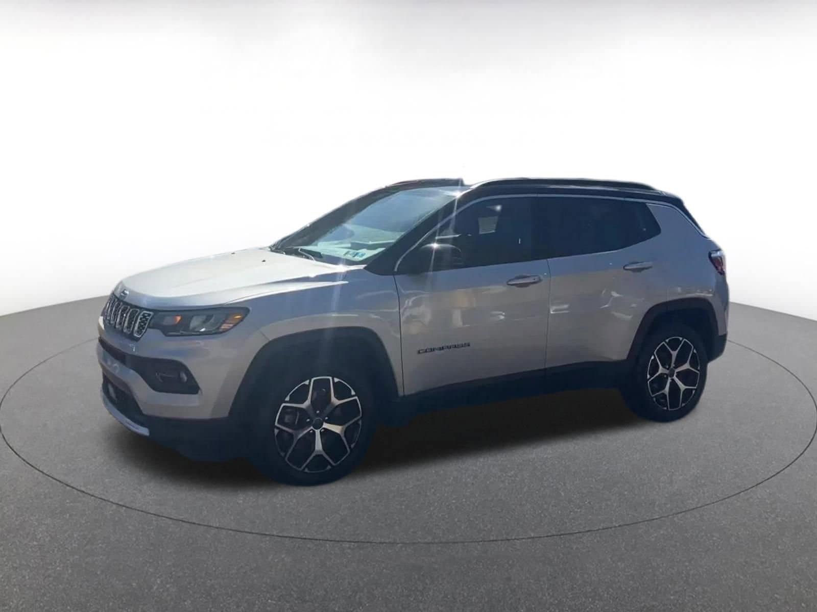 Thumbnail: 2025 Jeep Compass - 8