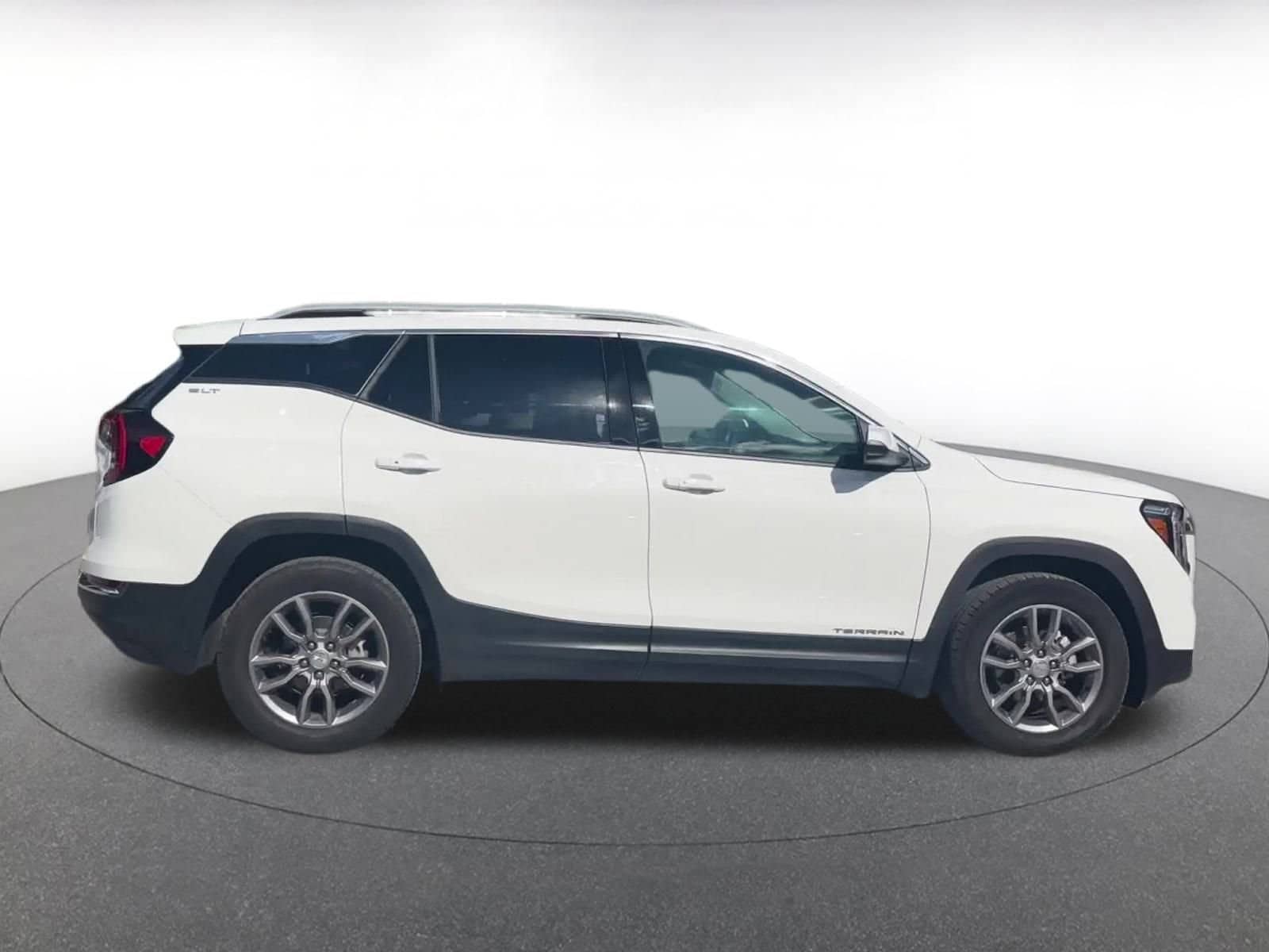 Thumbnail: 2024 GMC Terrain - 15