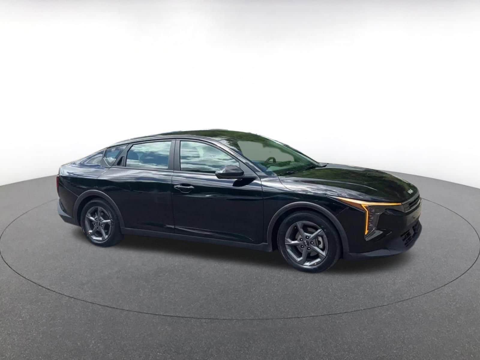 Thumbnail: 2025 Kia K4 - 2