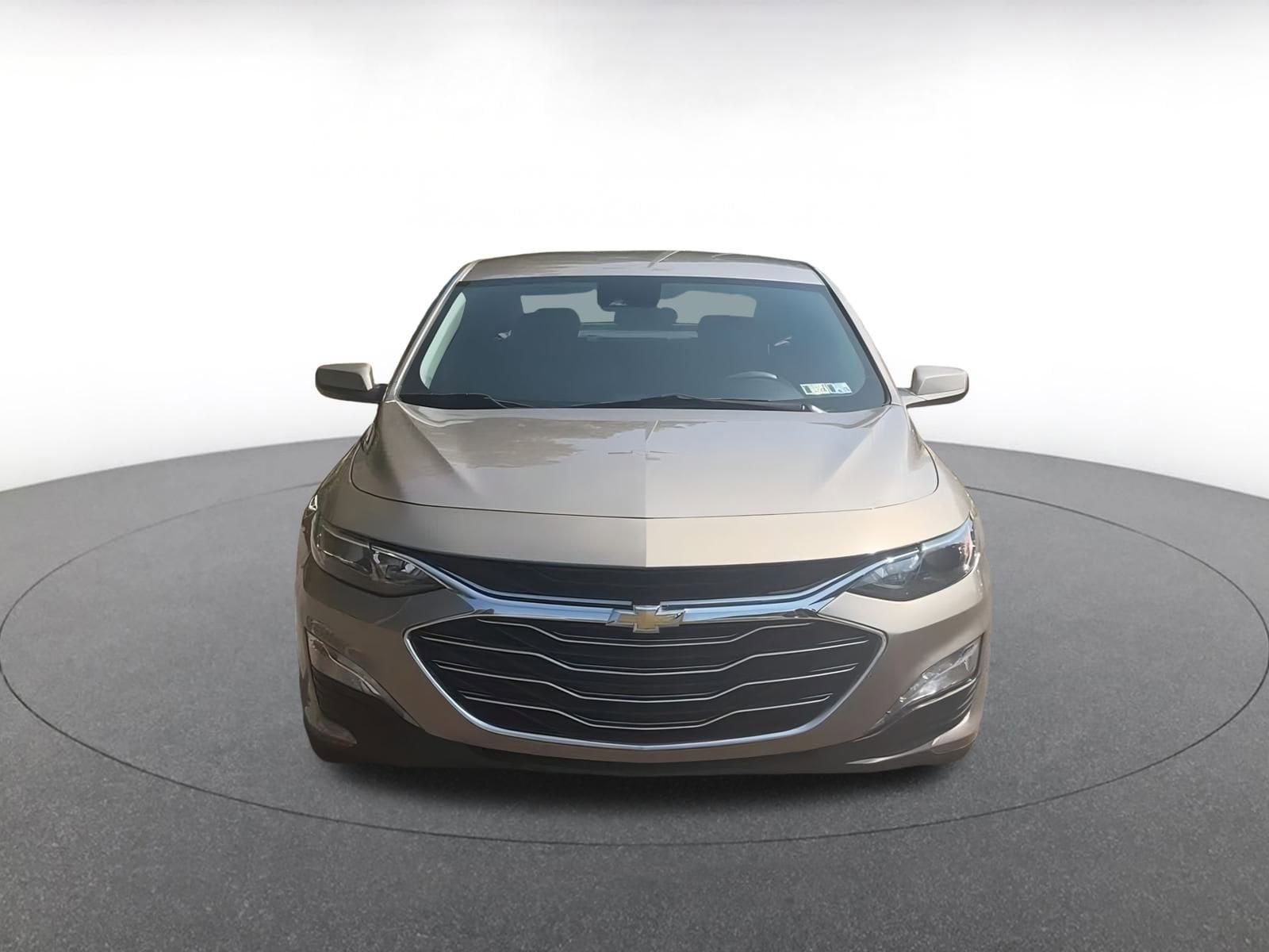Thumbnail: 2023 Chevrolet Malibu - 4