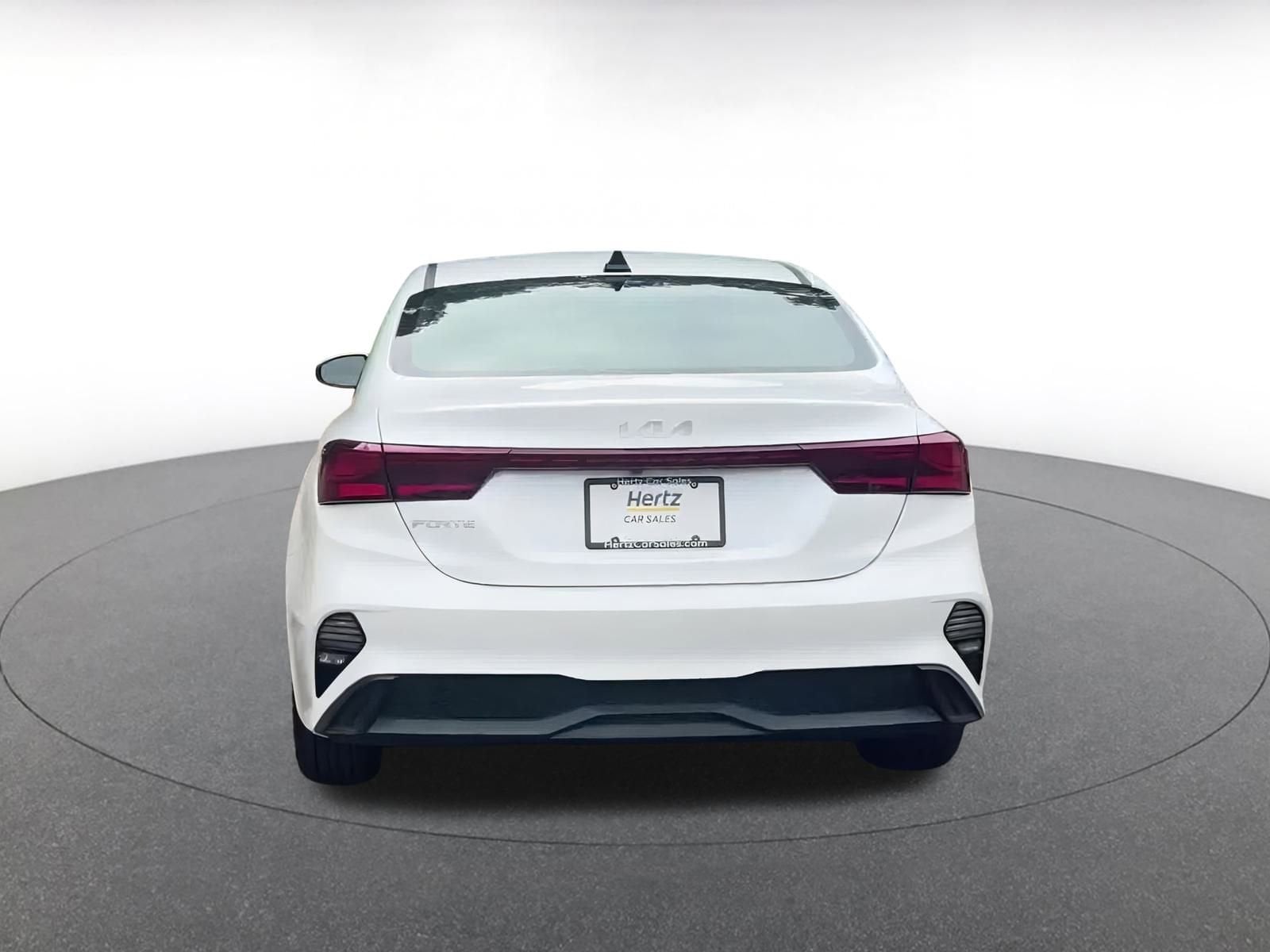Thumbnail: 2024 Kia Forte - 12