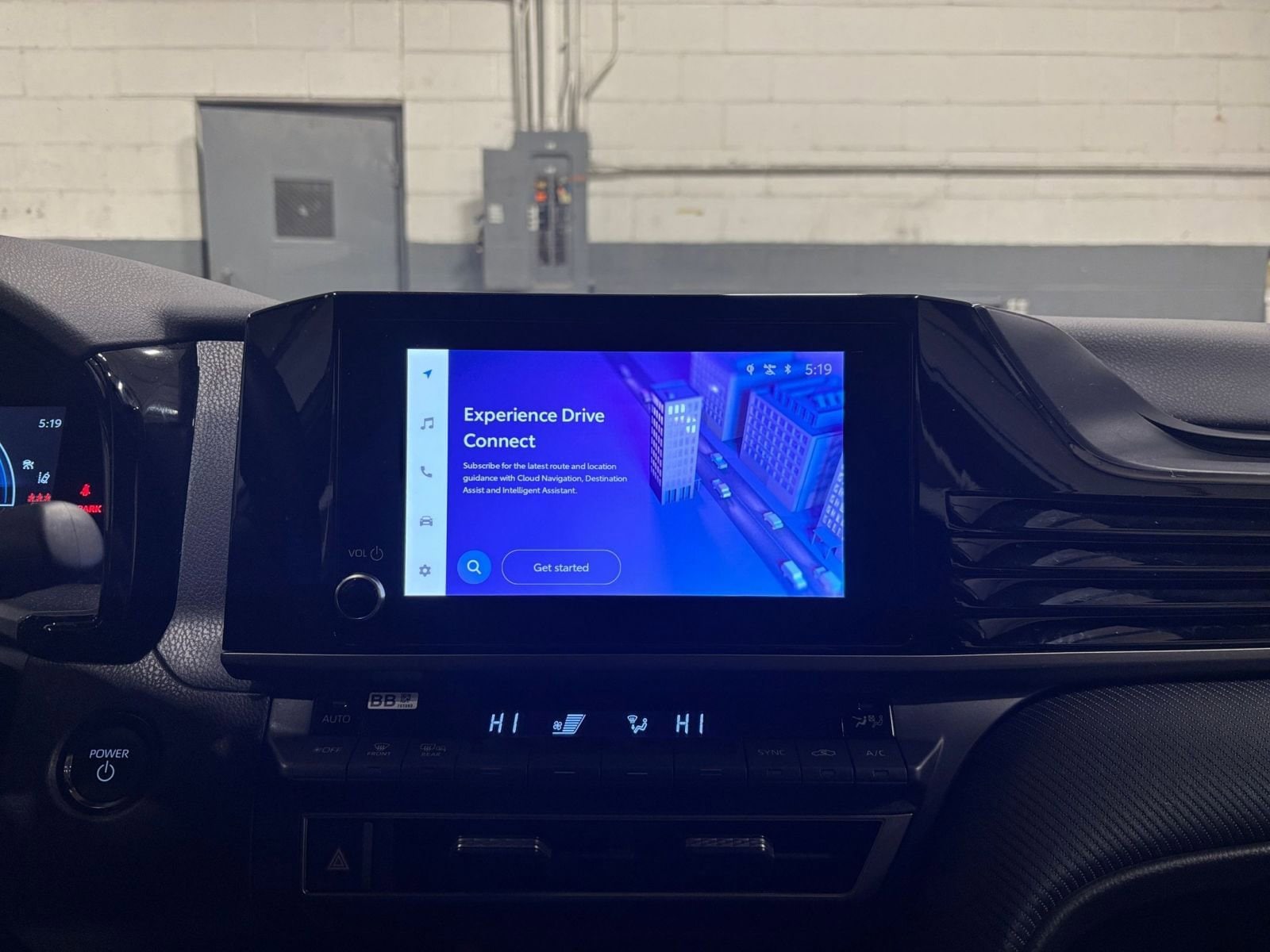 Thumbnail: 2025 Toyota Camry - 18