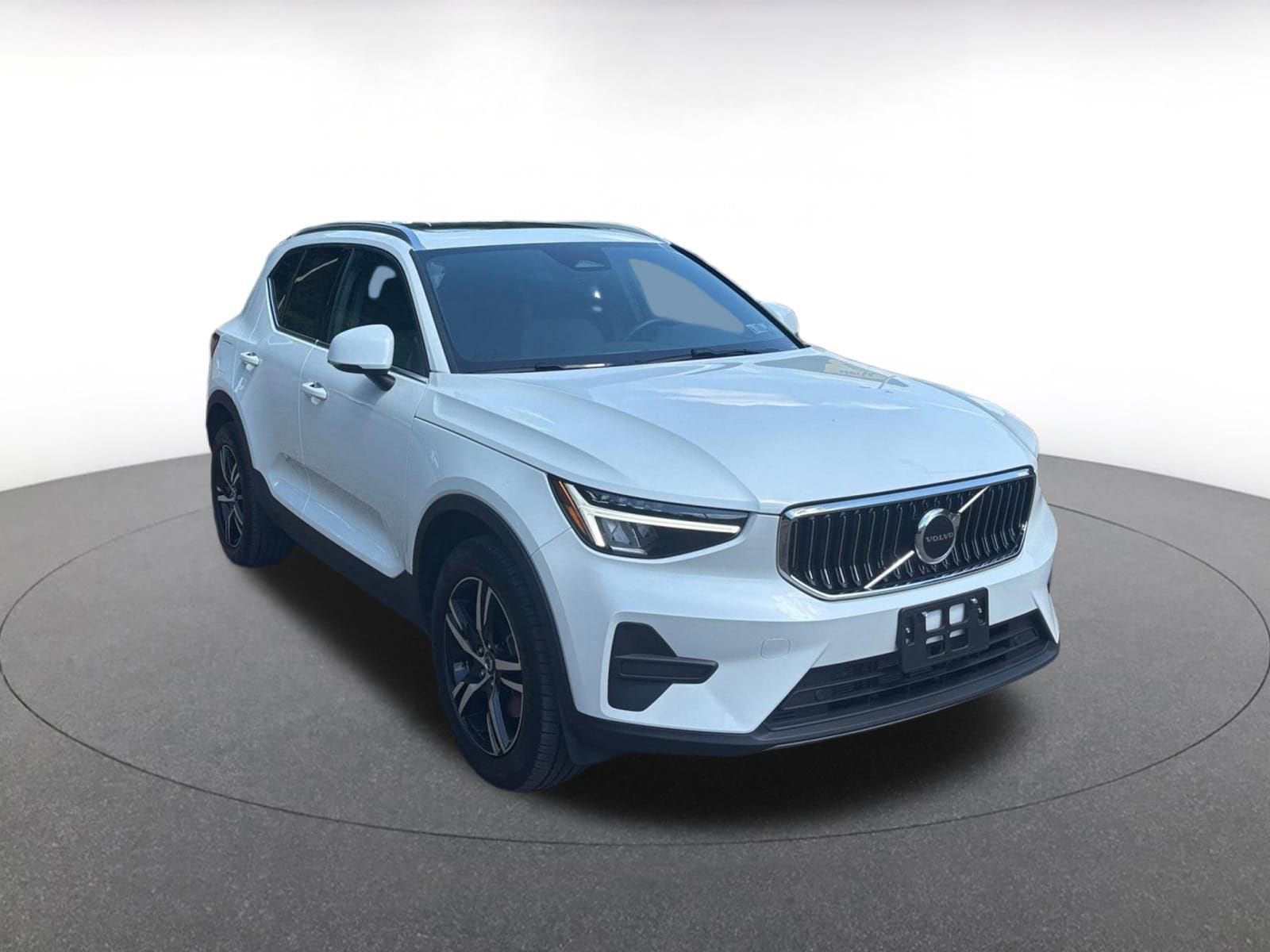 2024 Volvo XC40