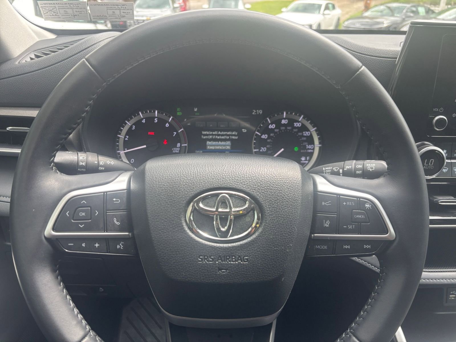 Thumbnail: 2025 Toyota Highlander - 31