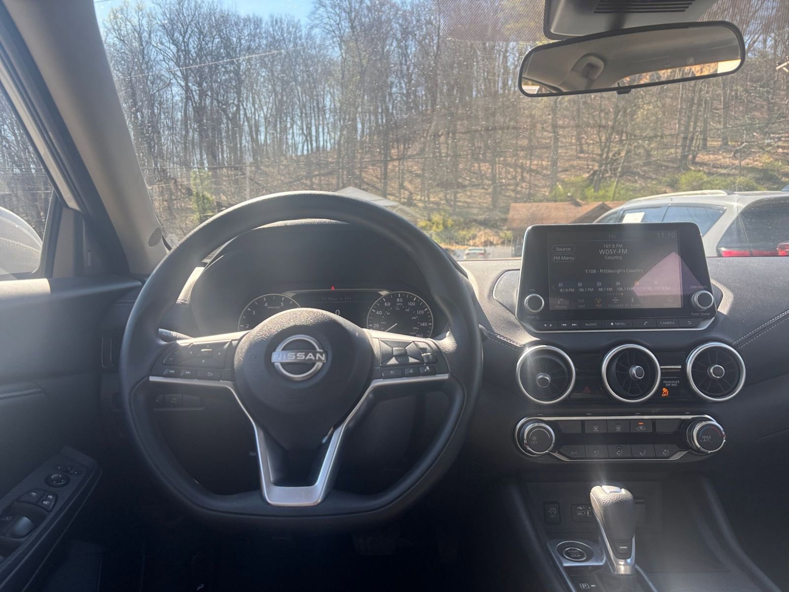 Thumbnail: 2025 Nissan Sentra - 33