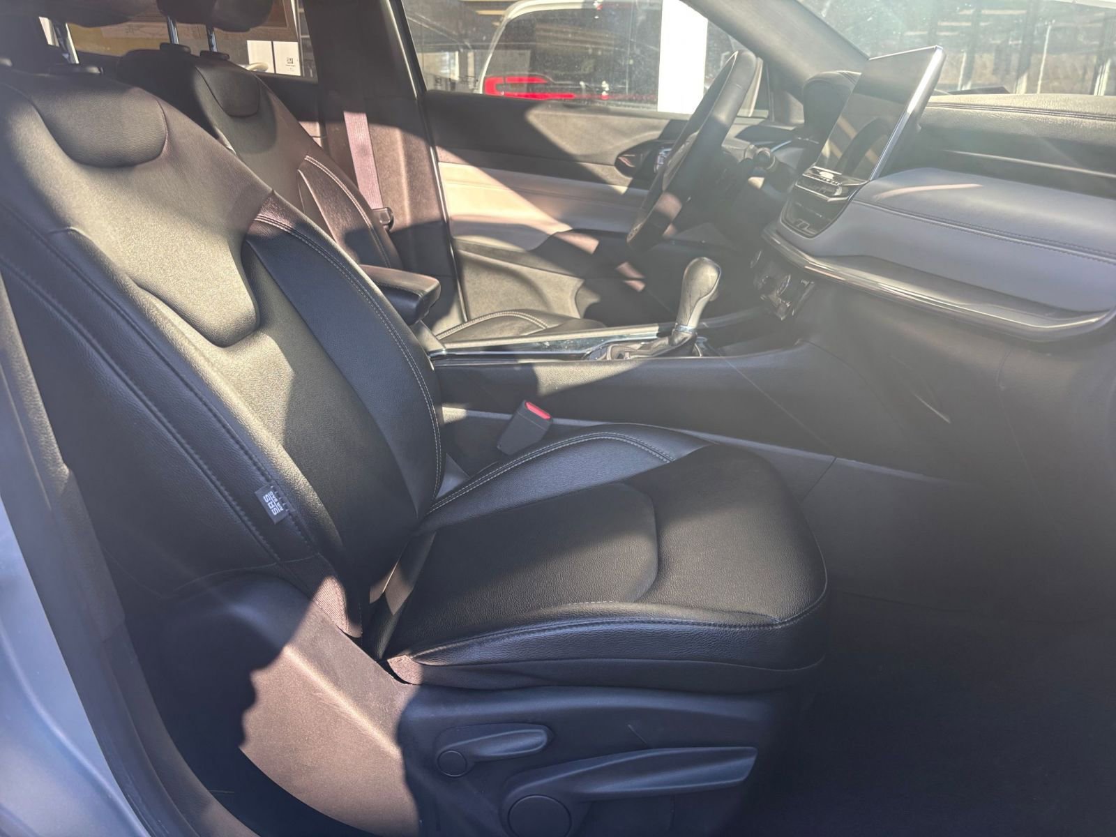 Thumbnail: 2025 Jeep Compass - 28