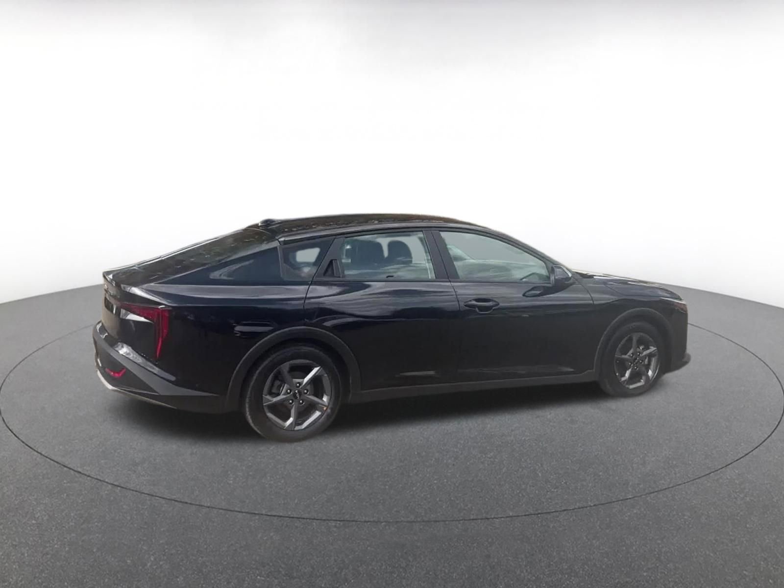 Thumbnail: 2025 Kia K4 - 14