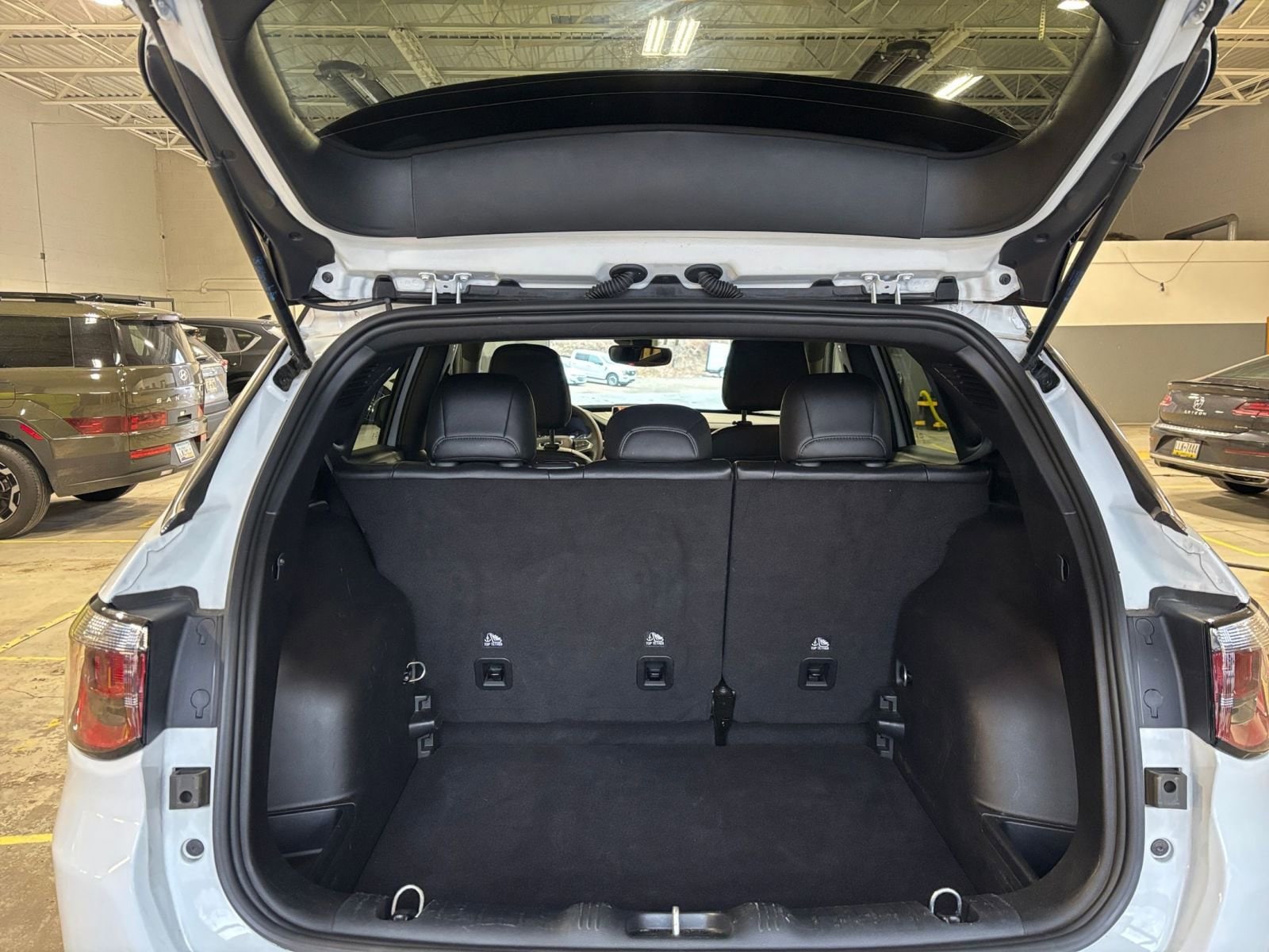 Thumbnail: 2025 Jeep Compass - 16