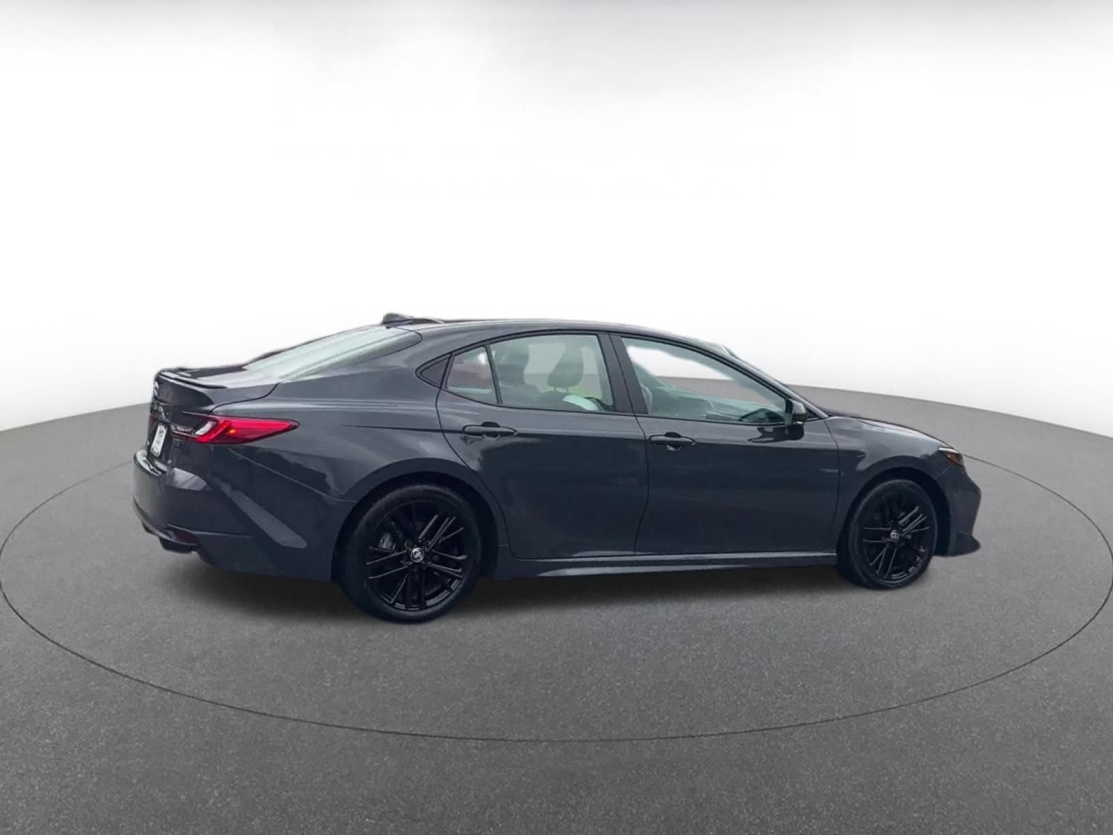 Thumbnail: 2025 Toyota Camry - 15