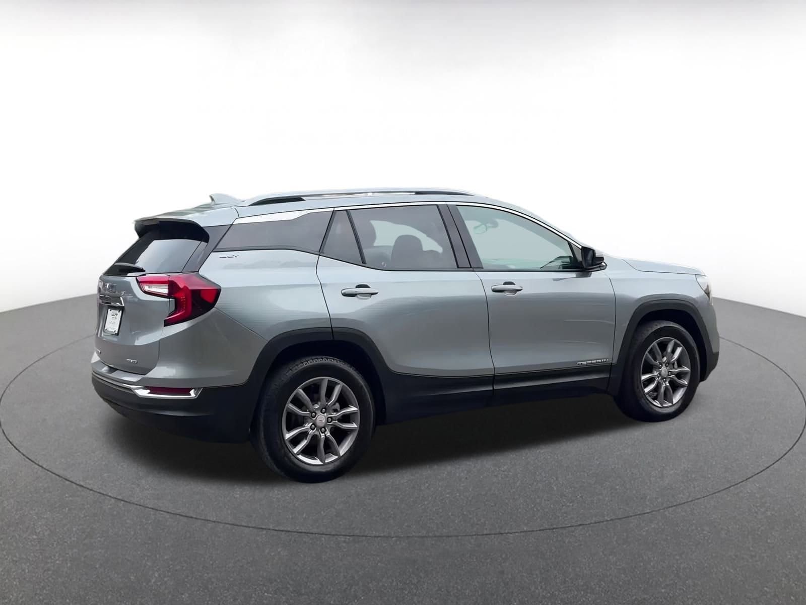Thumbnail: 2024 GMC Terrain - 15