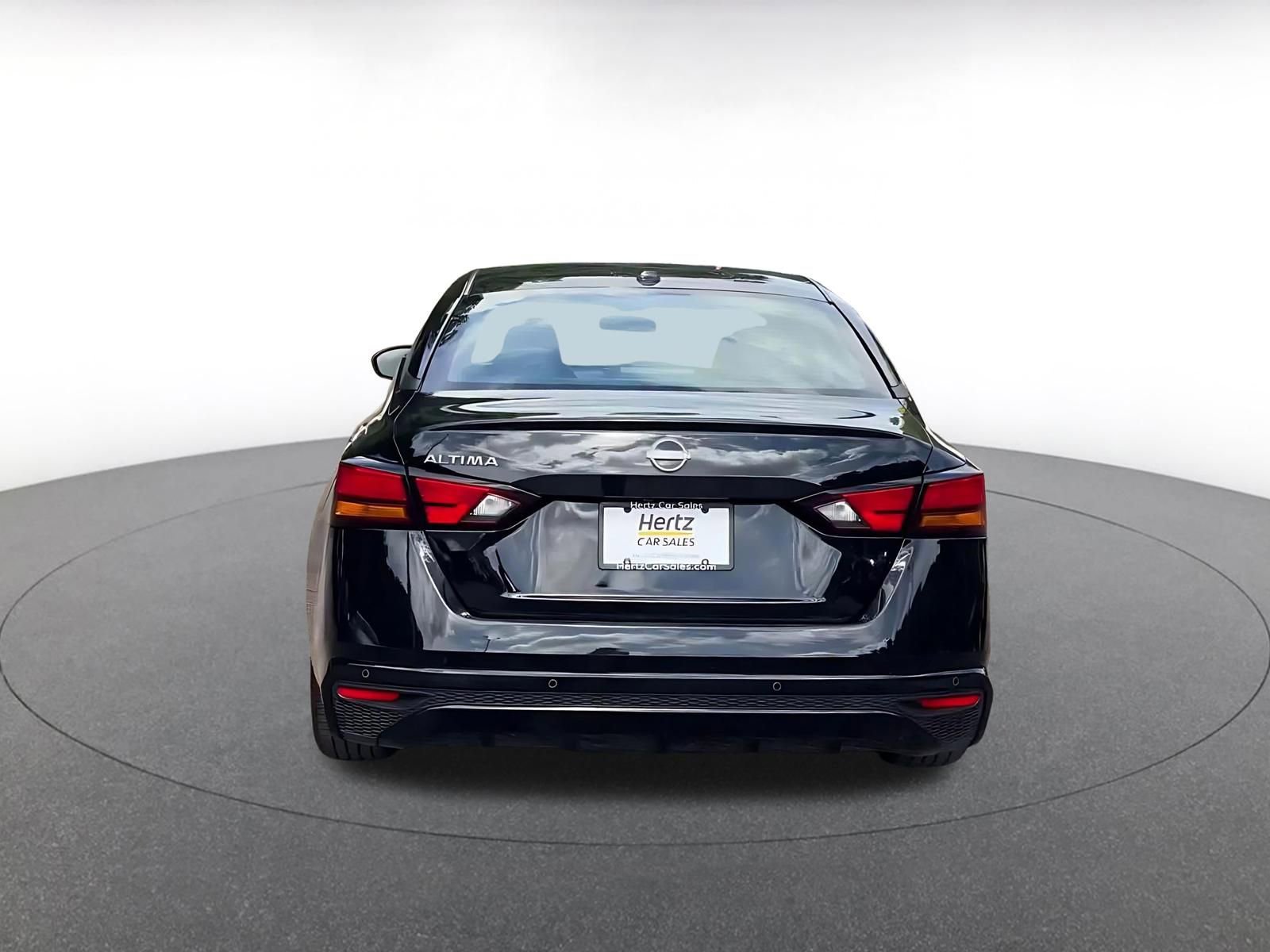 Thumbnail: 2025 Nissan Altima - 12