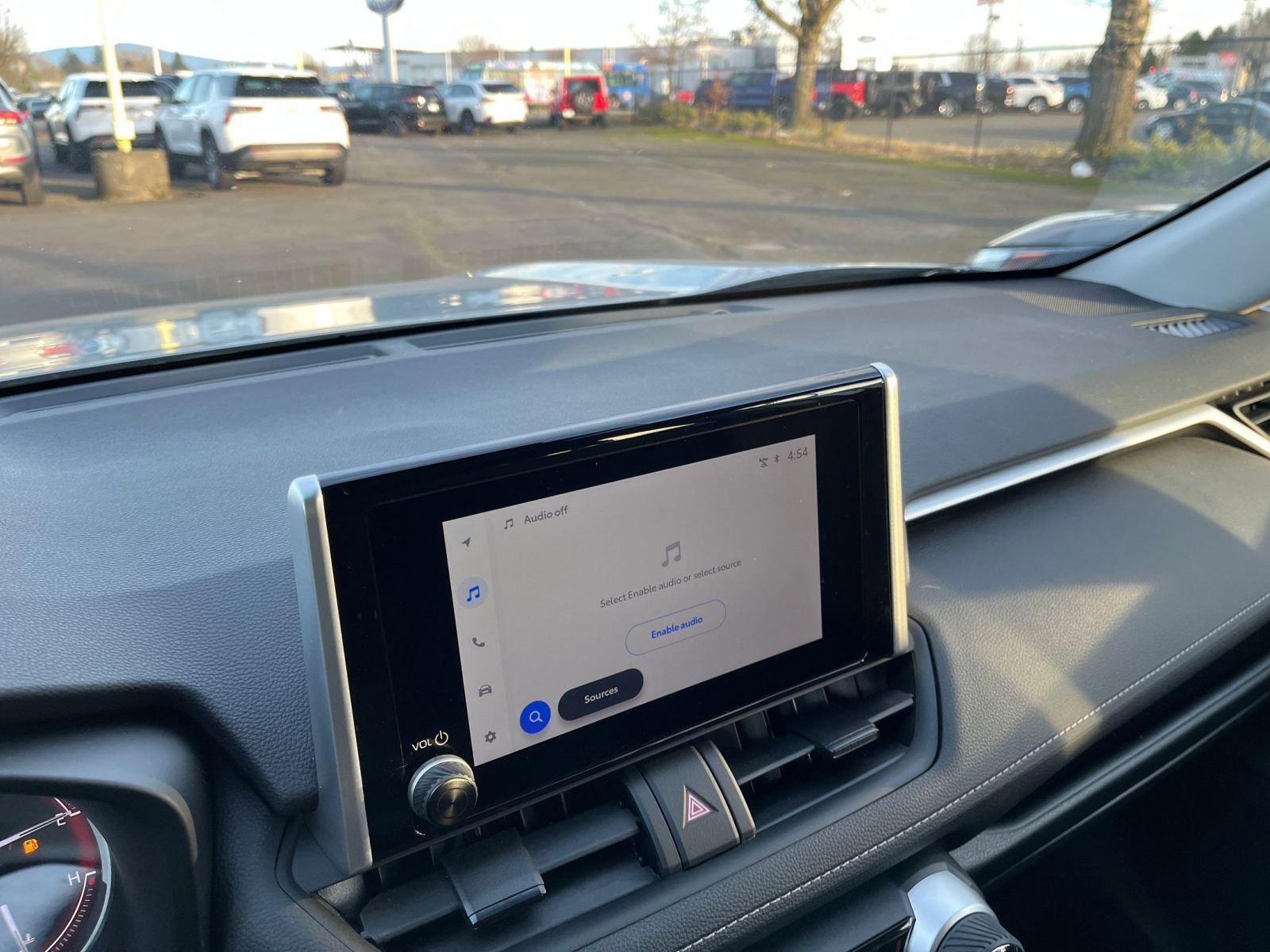 Thumbnail: 2025 Toyota RAV4 - 18