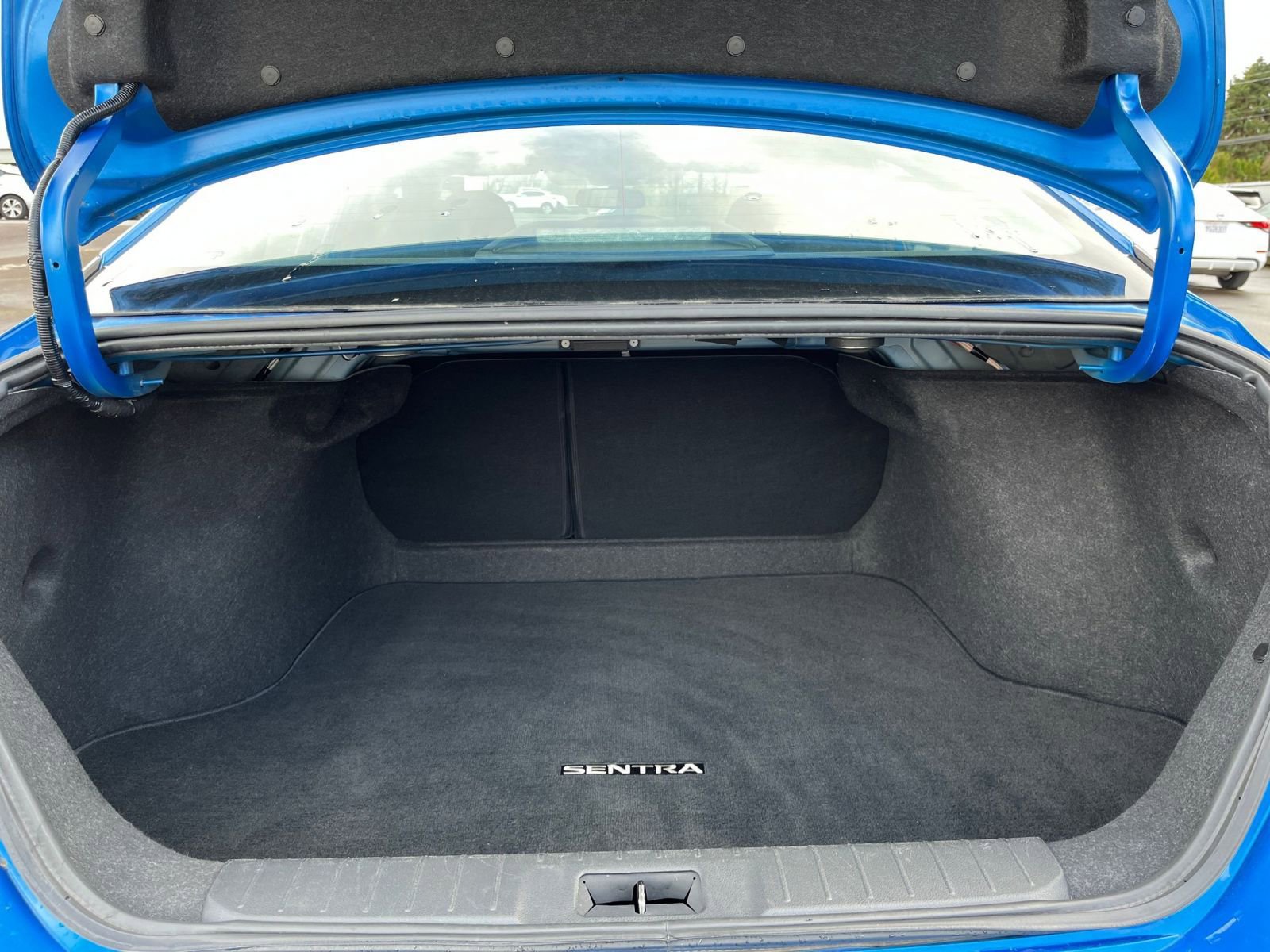 Thumbnail: 2025 Nissan Sentra - 29