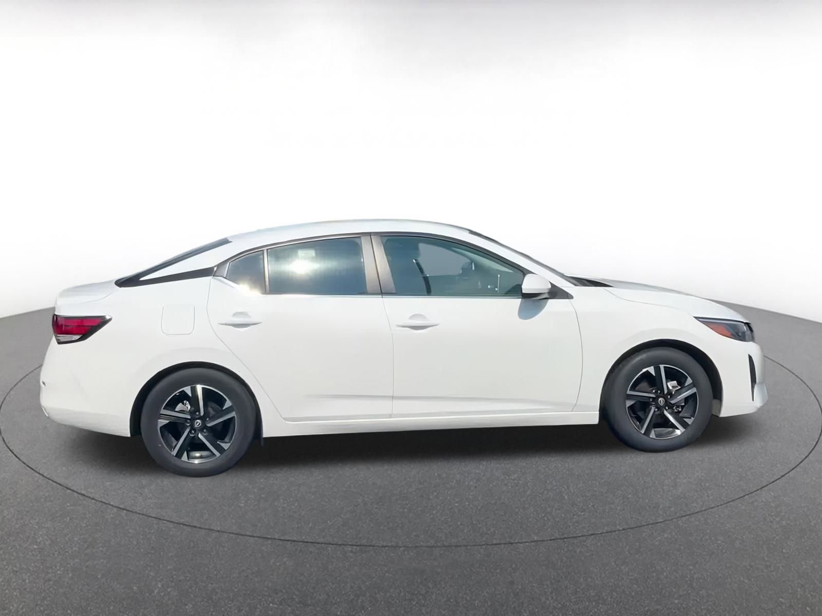 Thumbnail: 2024 Nissan Sentra - 15