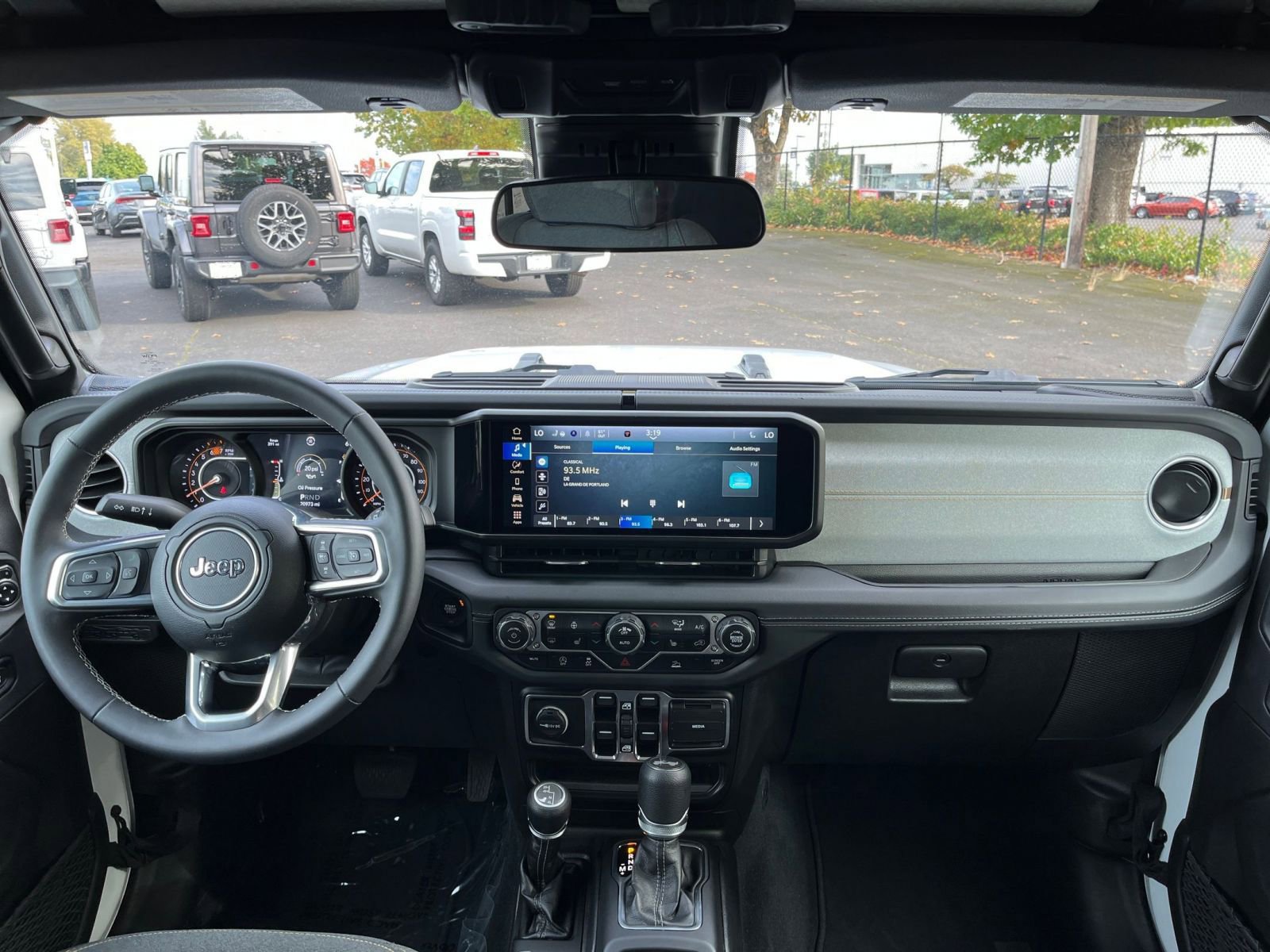 Thumbnail: 2025 Jeep Wrangler - 32