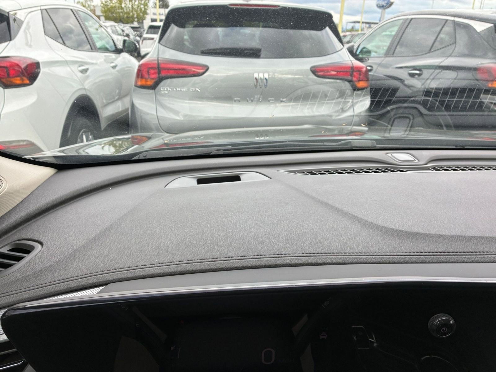 Thumbnail: 2025 Buick Encore GX - 33