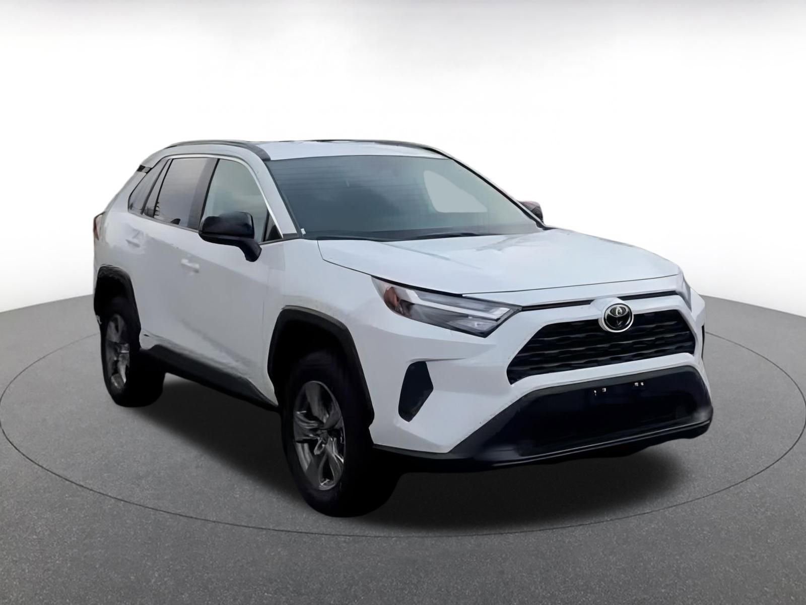 Thumbnail: 2025 Toyota RAV4 - 3
