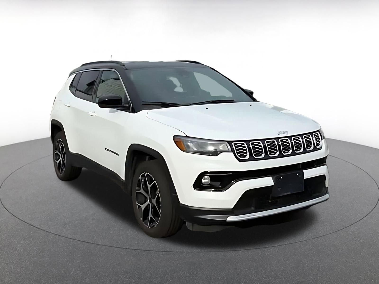 Thumbnail: 2025 Jeep Compass - 3