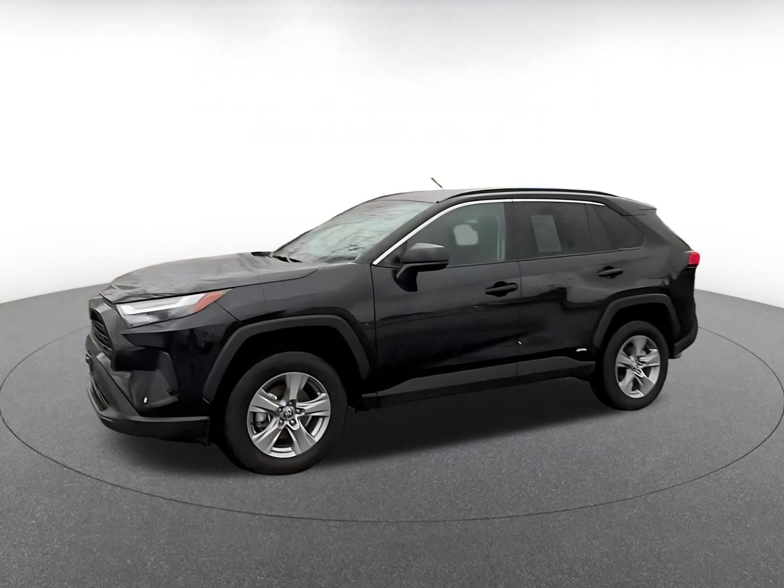 Thumbnail: 2025 Toyota RAV4 - 8