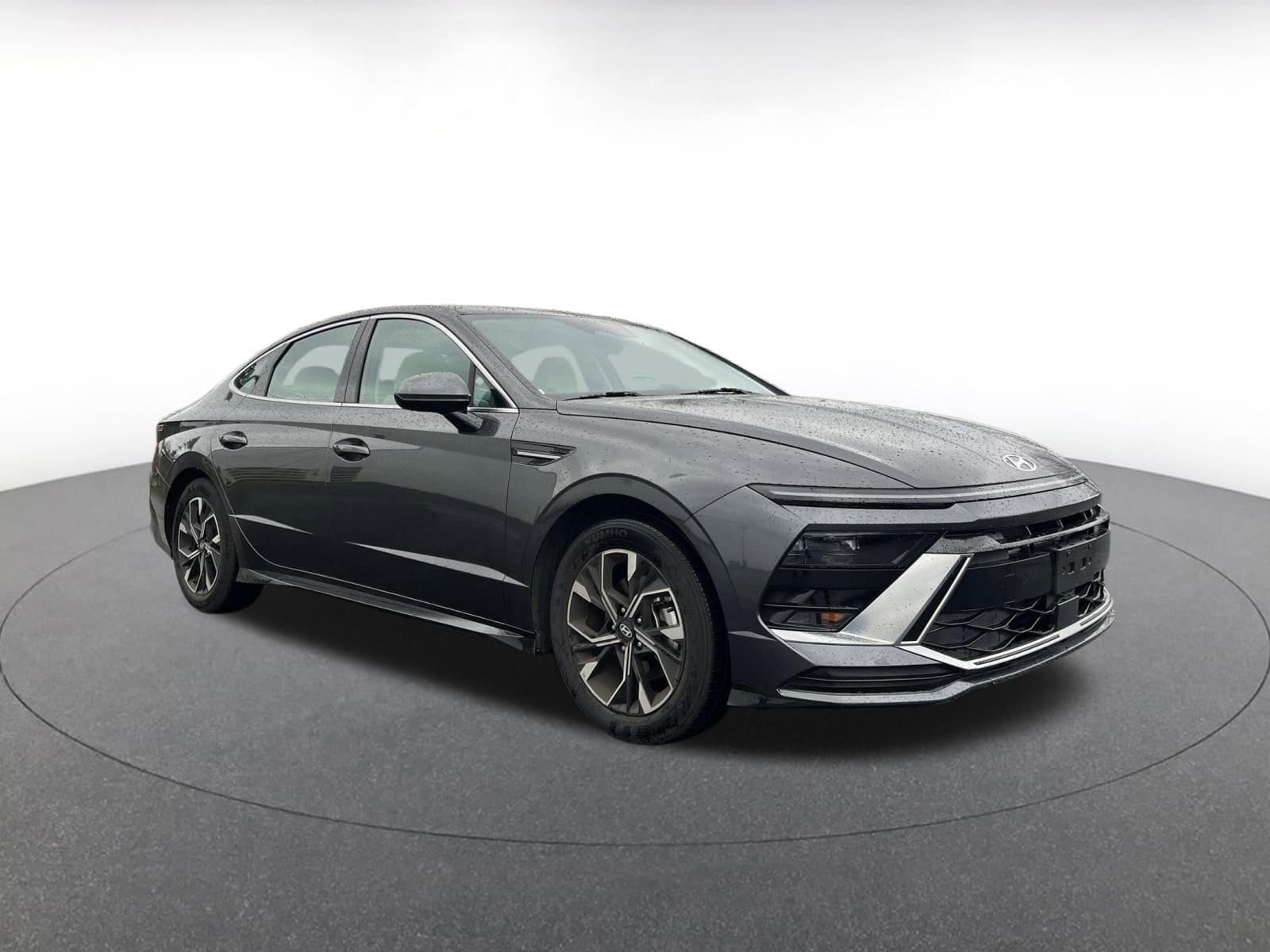 Thumbnail: 2025 Hyundai Sonata - 1