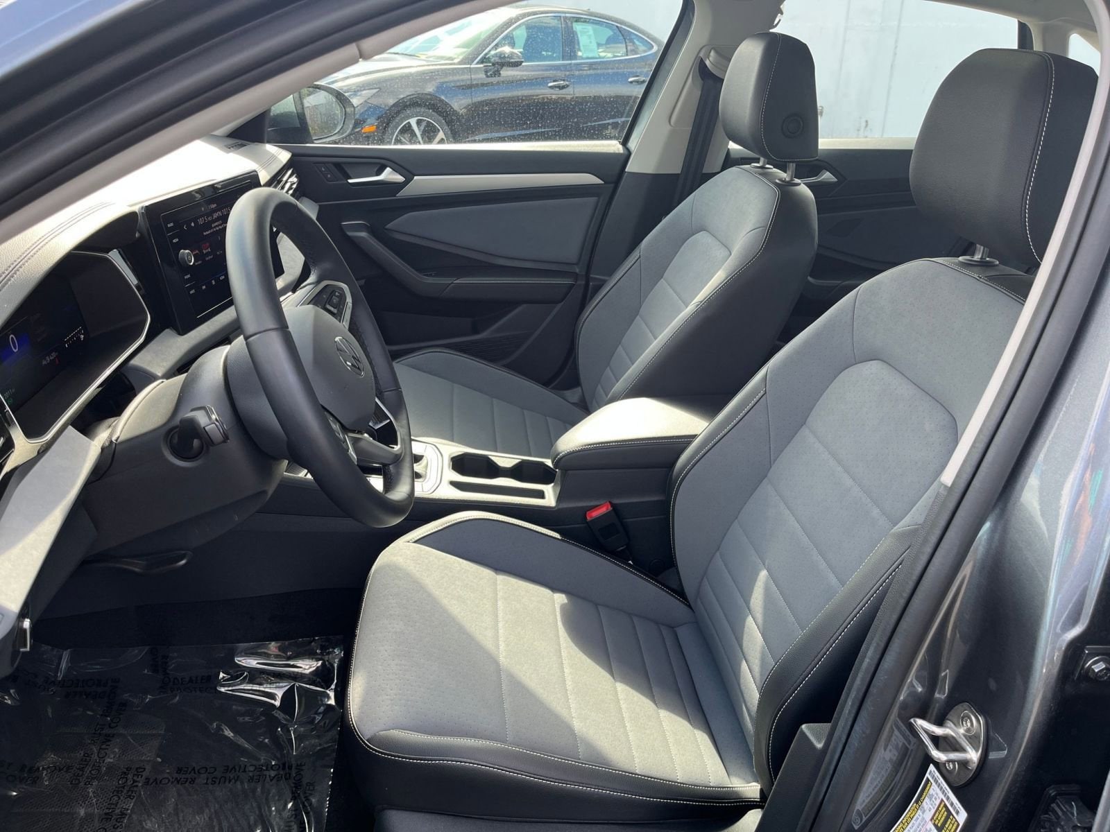 Thumbnail: 2025 Volkswagen Jetta - 35