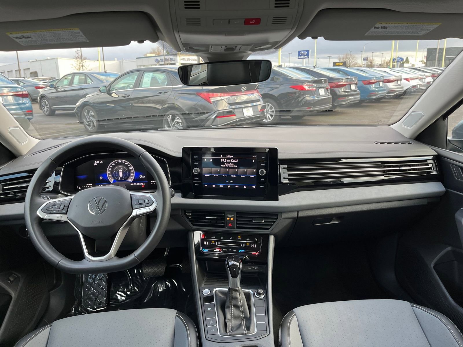 Thumbnail: 2025 Volkswagen Jetta - 33