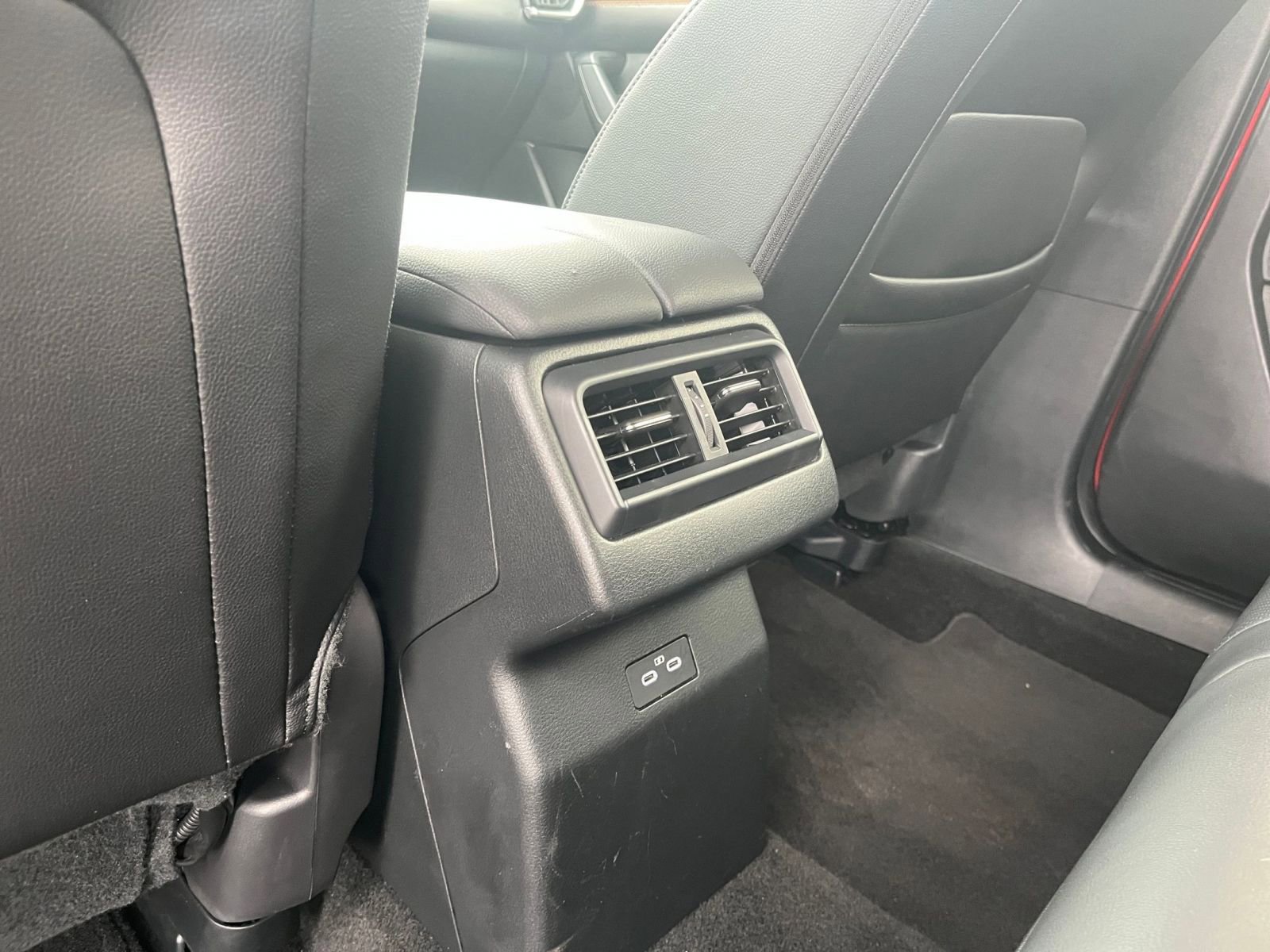 Thumbnail: 2025 Mazda CX-50 - 25