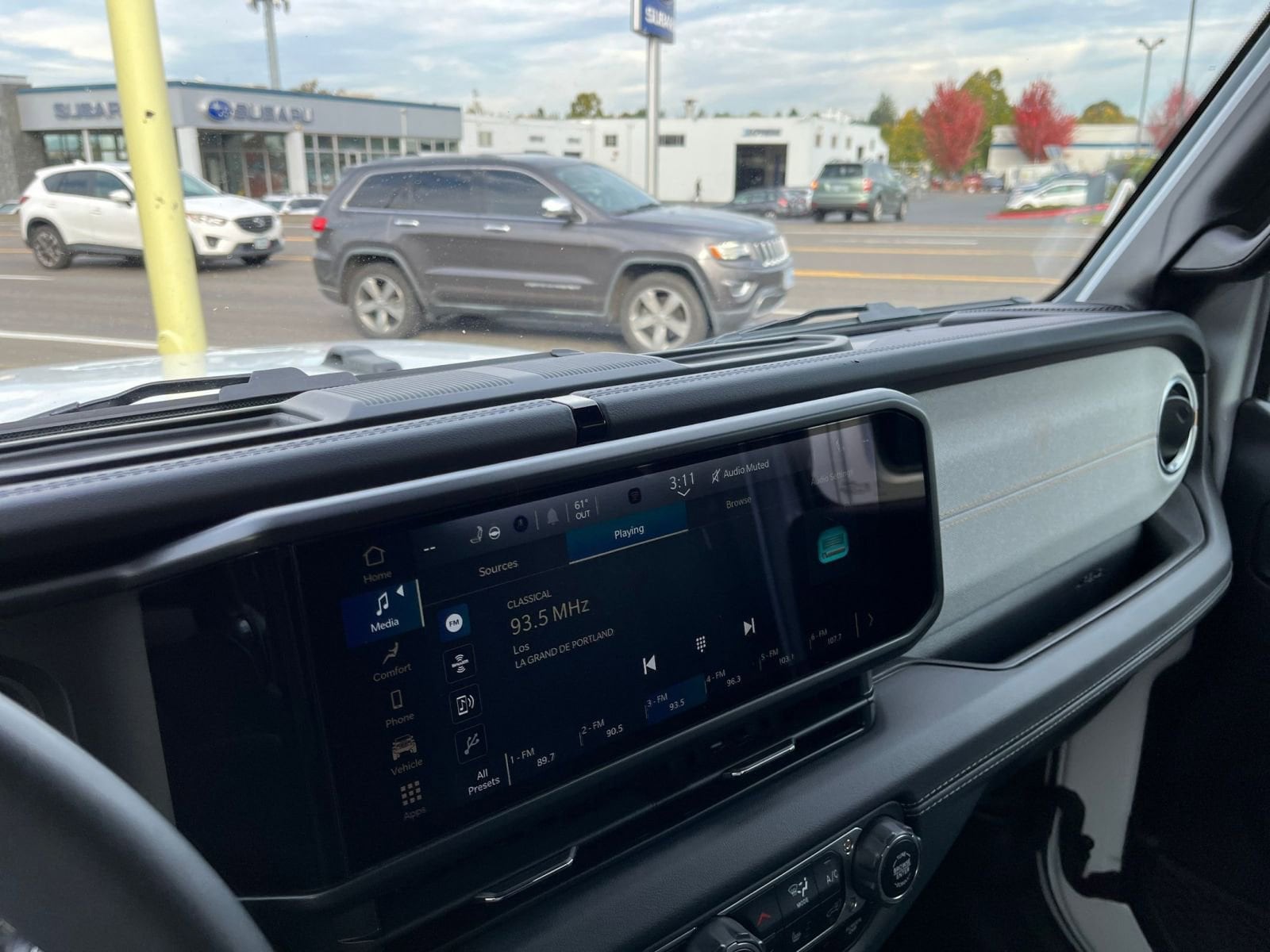 Thumbnail: 2025 Jeep Wrangler - 18