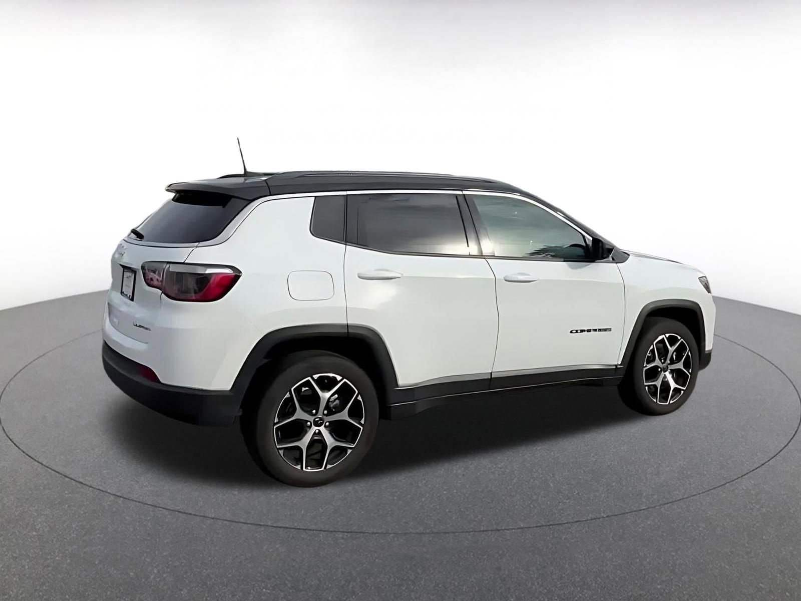 Thumbnail: 2025 Jeep Compass - 15