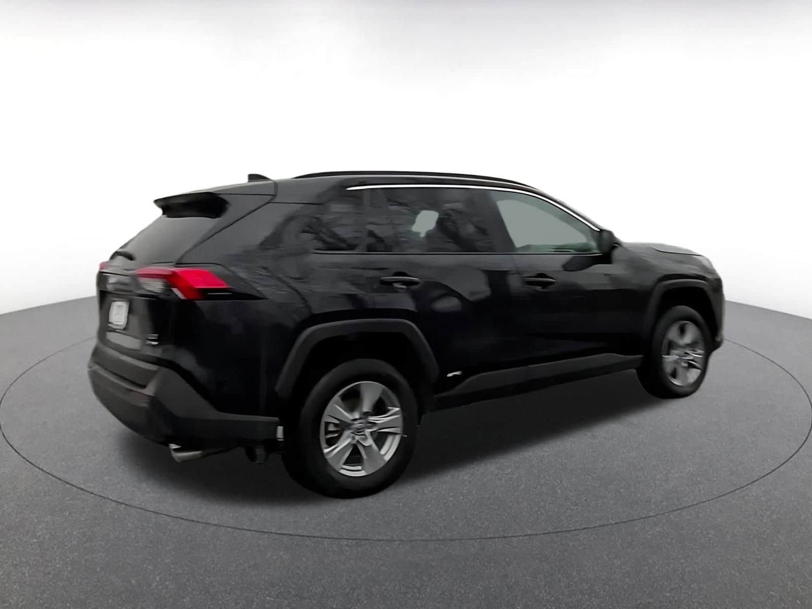 Thumbnail: 2025 Toyota RAV4 - 14