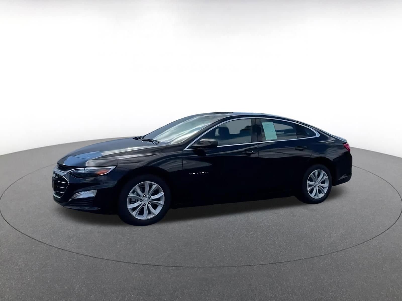 Thumbnail: 2024 Chevrolet Malibu - 7