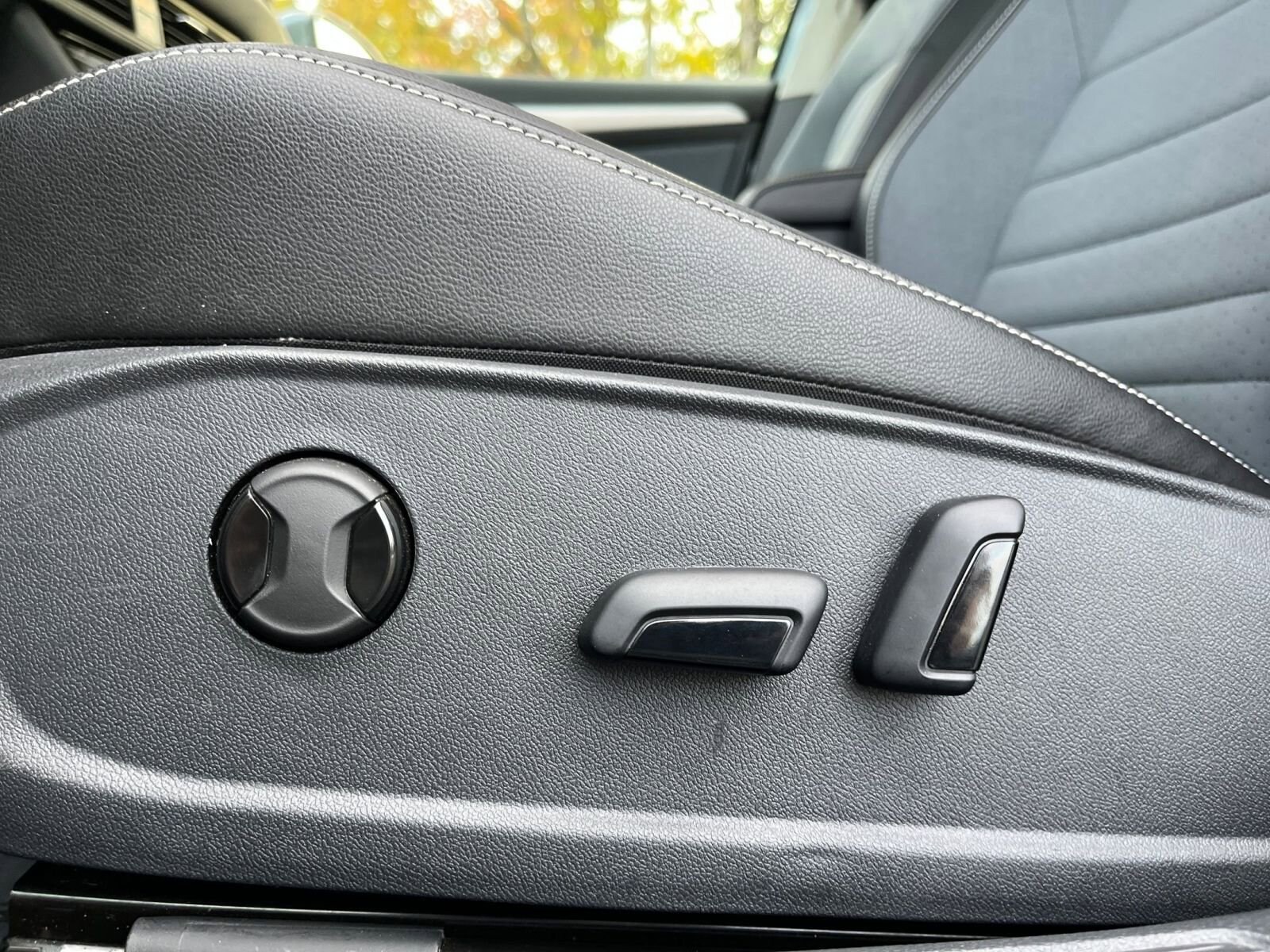 Thumbnail: 2025 Volkswagen Jetta - 24