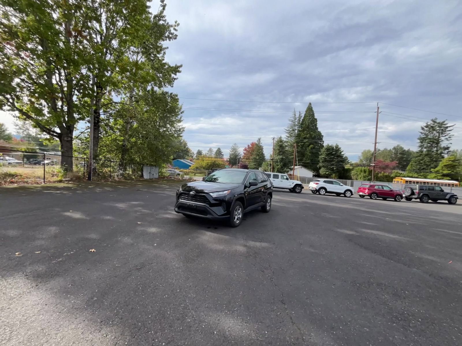 Thumbnail: 2025 Toyota RAV4 - 15