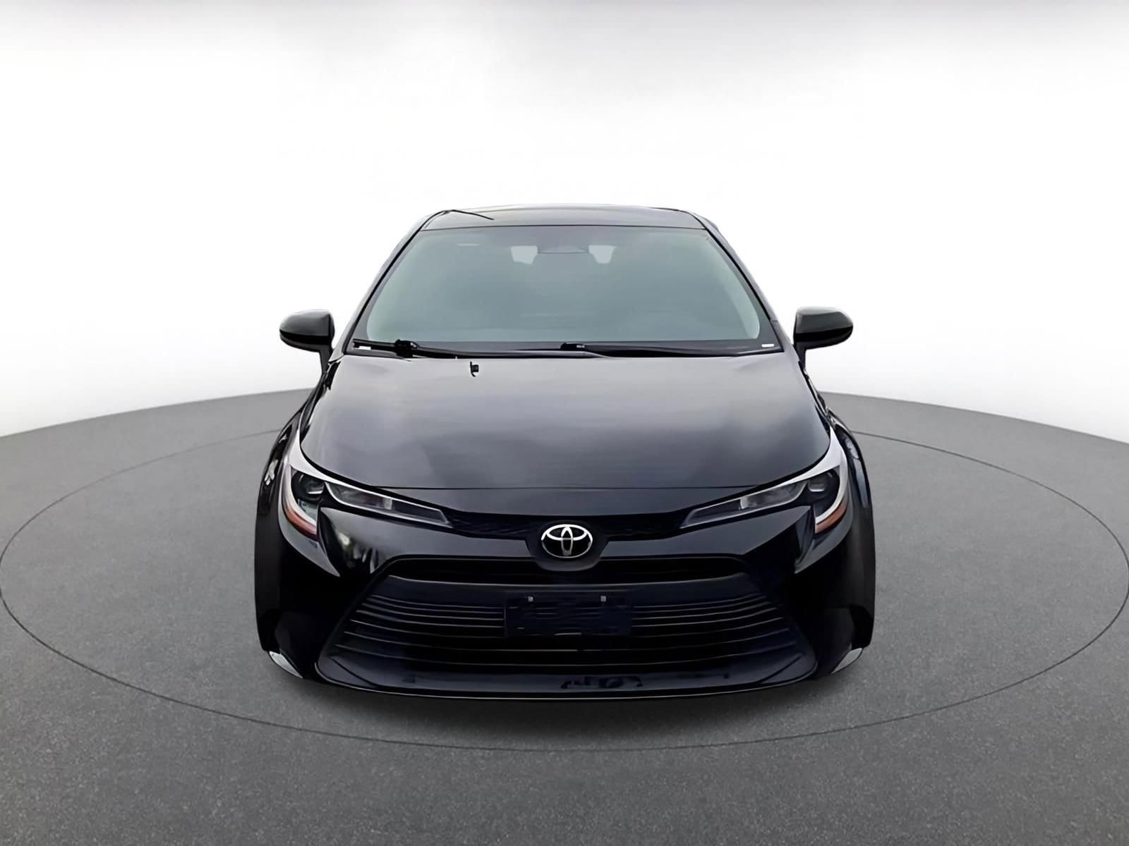 Thumbnail: 2023 Toyota Corolla - 4